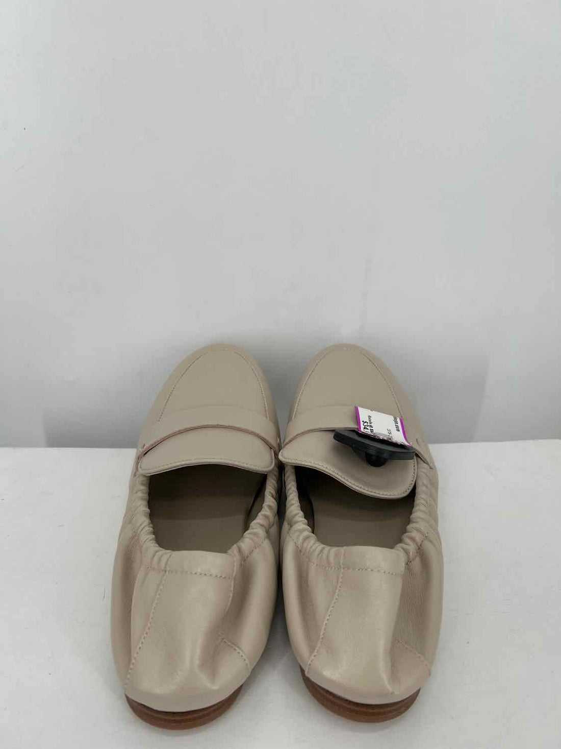 Quince Women Size 10 Beige Like New Loafers