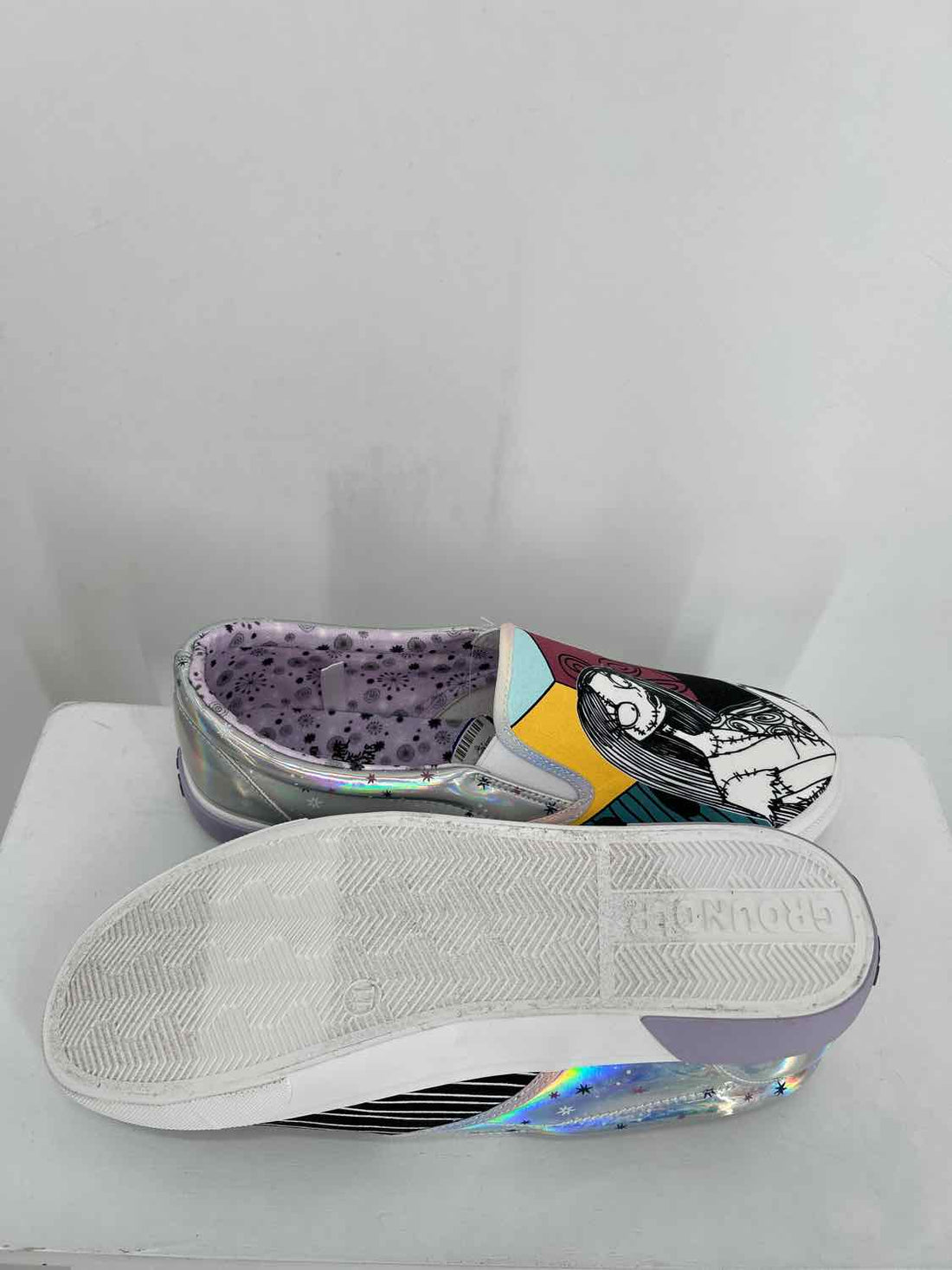 Disney Nightmare Before Christmas Women Size 11 Purple Print Sneakers