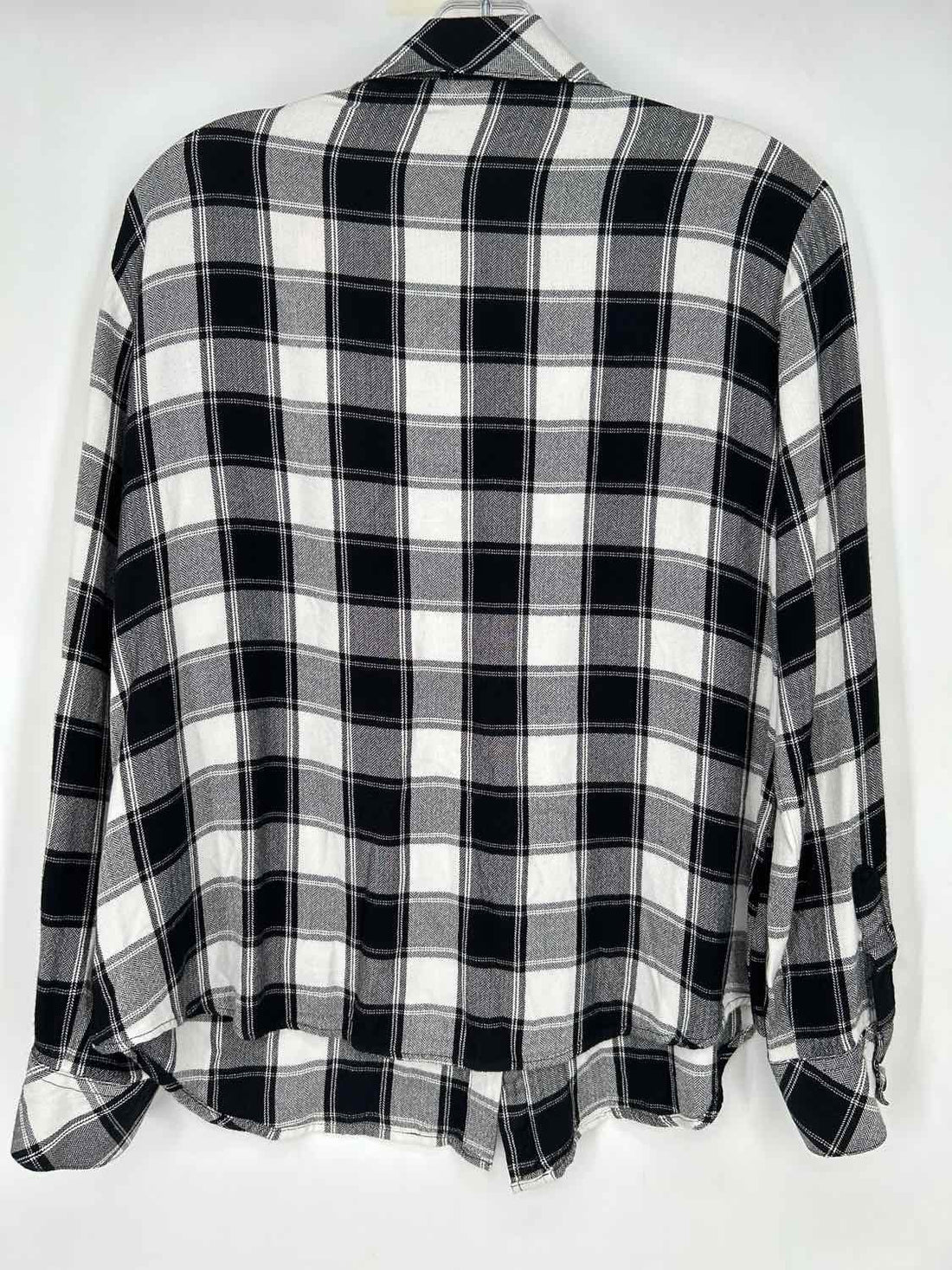 Sanctuary Size L Black & White Plaid Long Sleeve