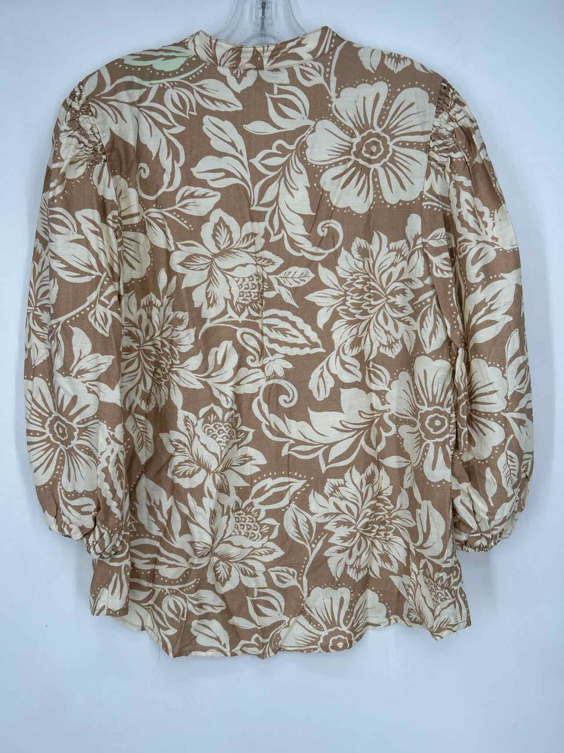 Mlle Gabrielle Size M Tan & Cream Long Sleeve
