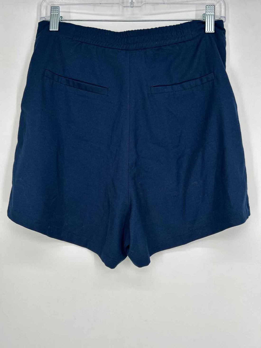 Heartloom Size M Navy Shorts