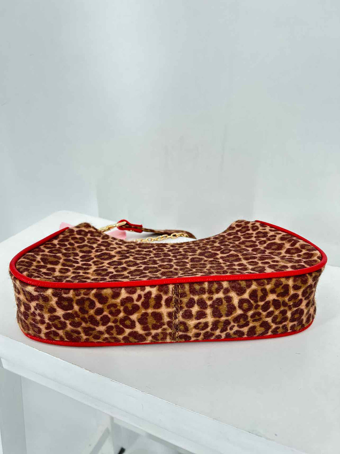 Von Dutch Leopard Faux Fur Excellent Condition Shoulder