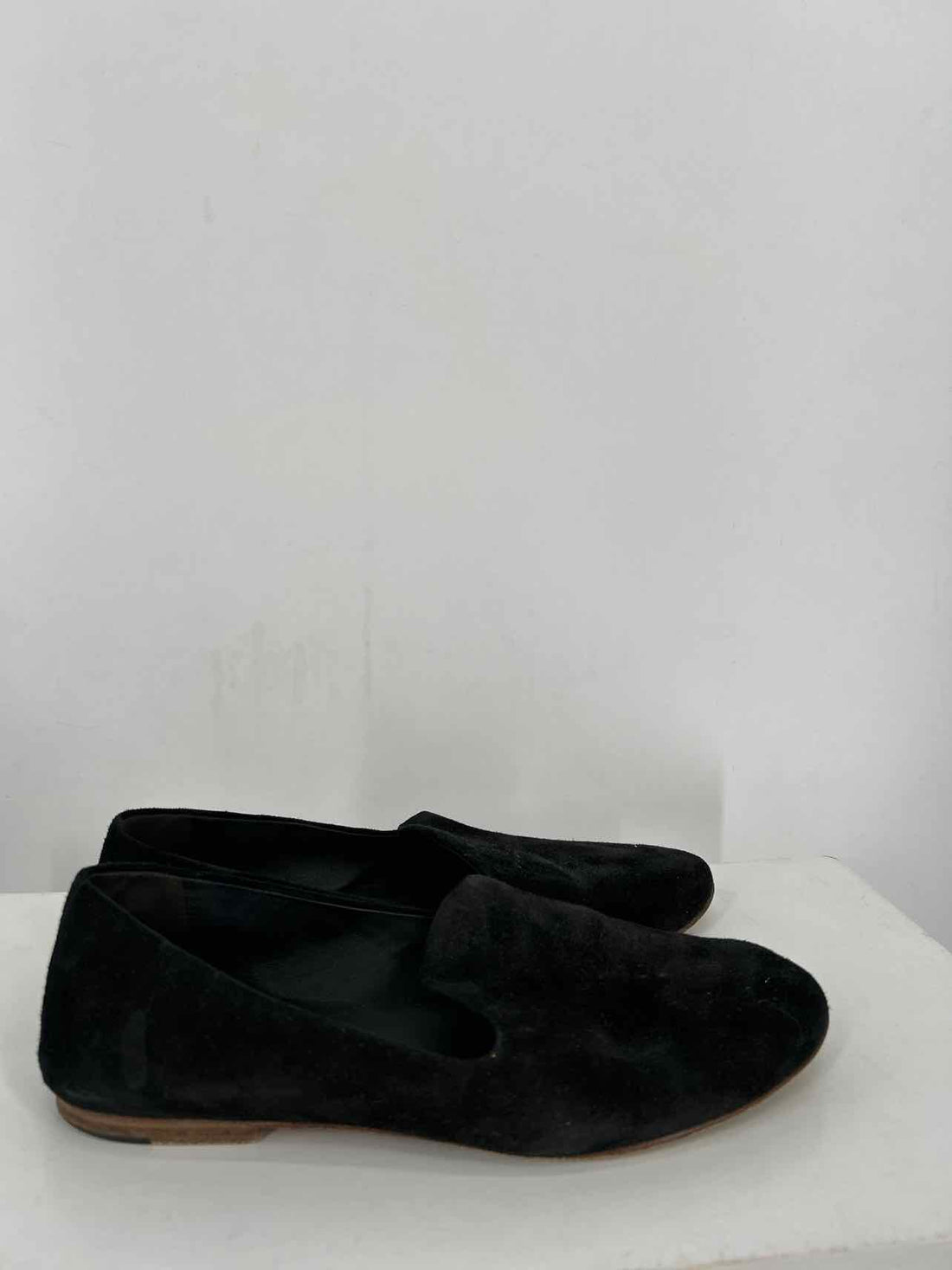 Vince Women Size 7 Black Loafers