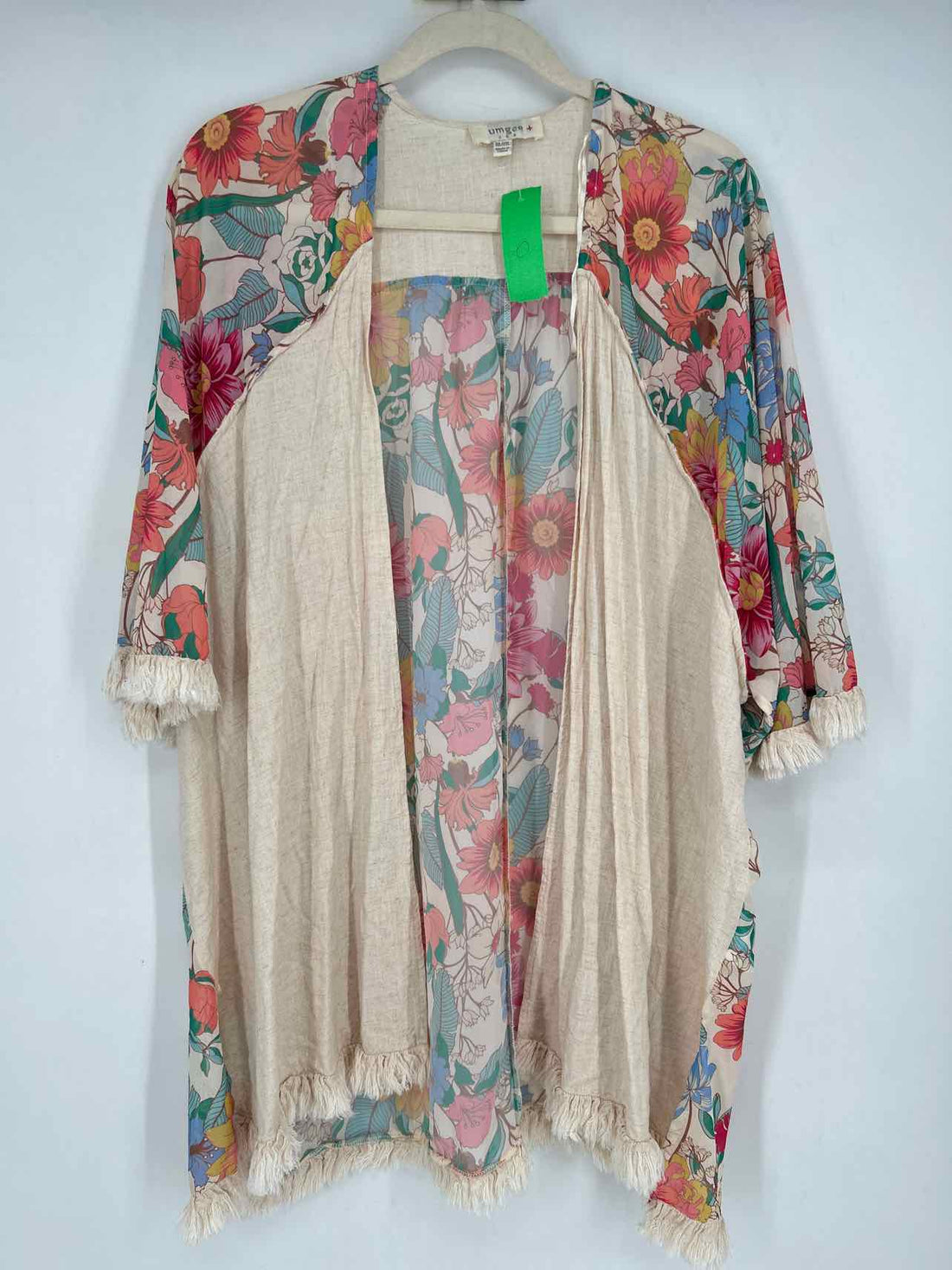 Umgee Size 1X/2X Cream Floral Kimono