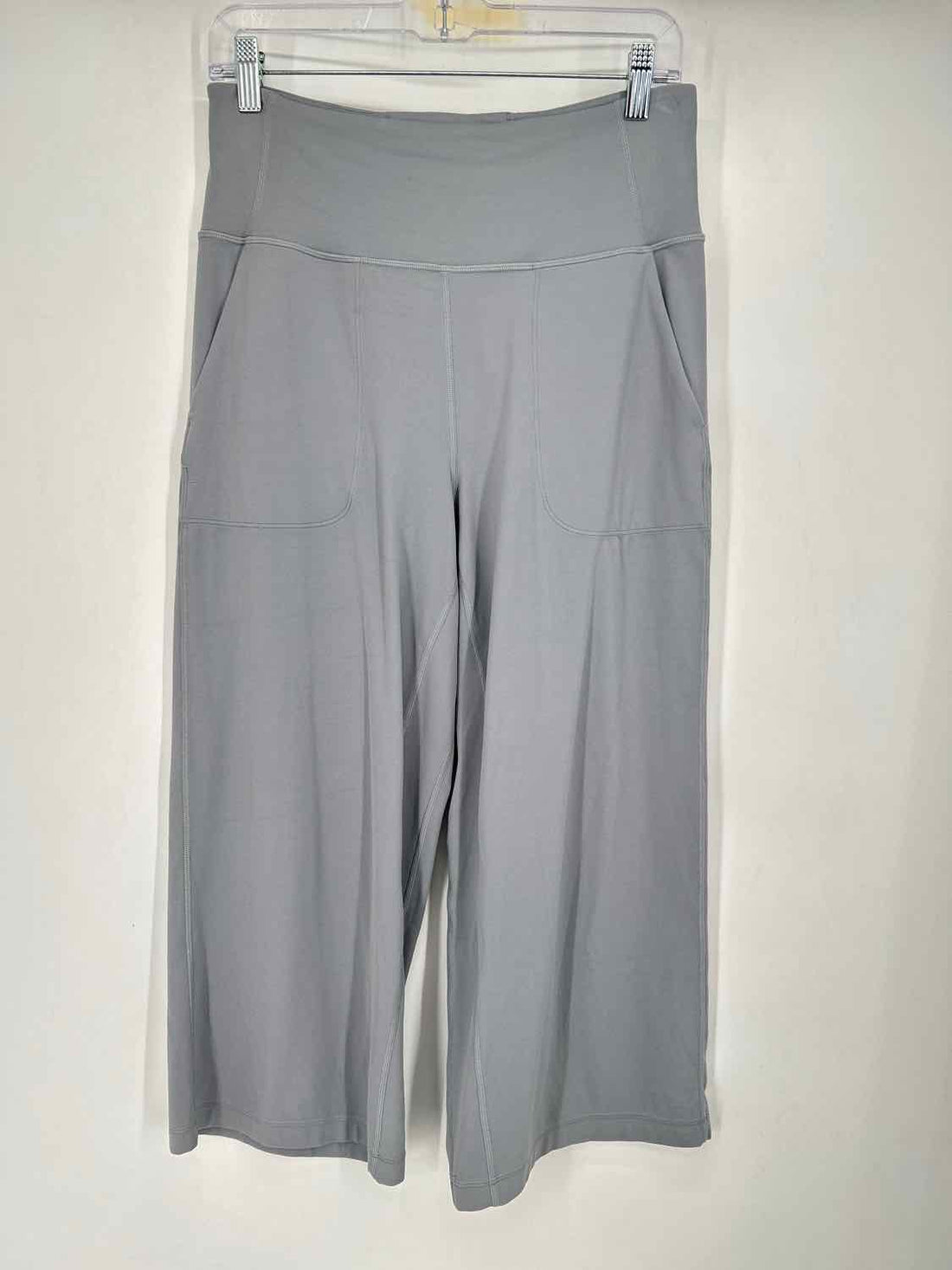 Lululemon Size 10 Light Gray Active Pants