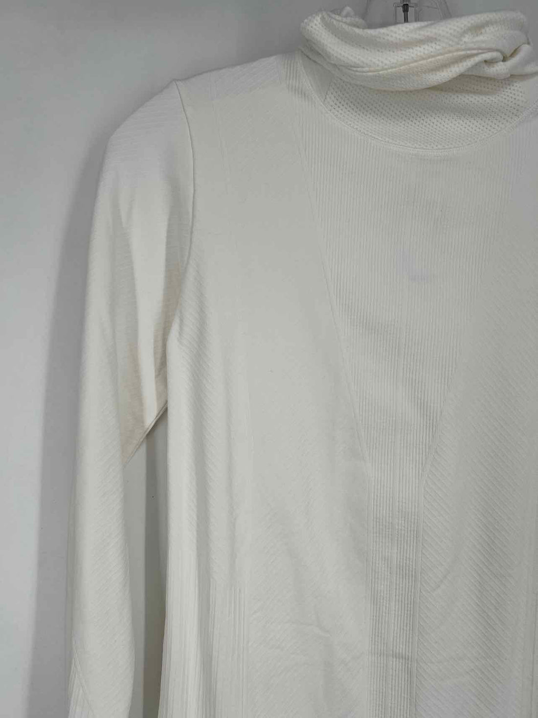 Athleta Size S White Active Hoodies