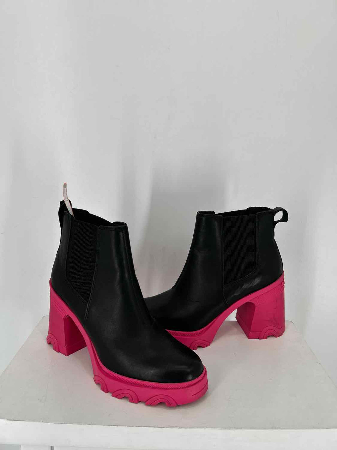 Sorel Women Size 8.5 Black Genuine Leather Ankle Boot