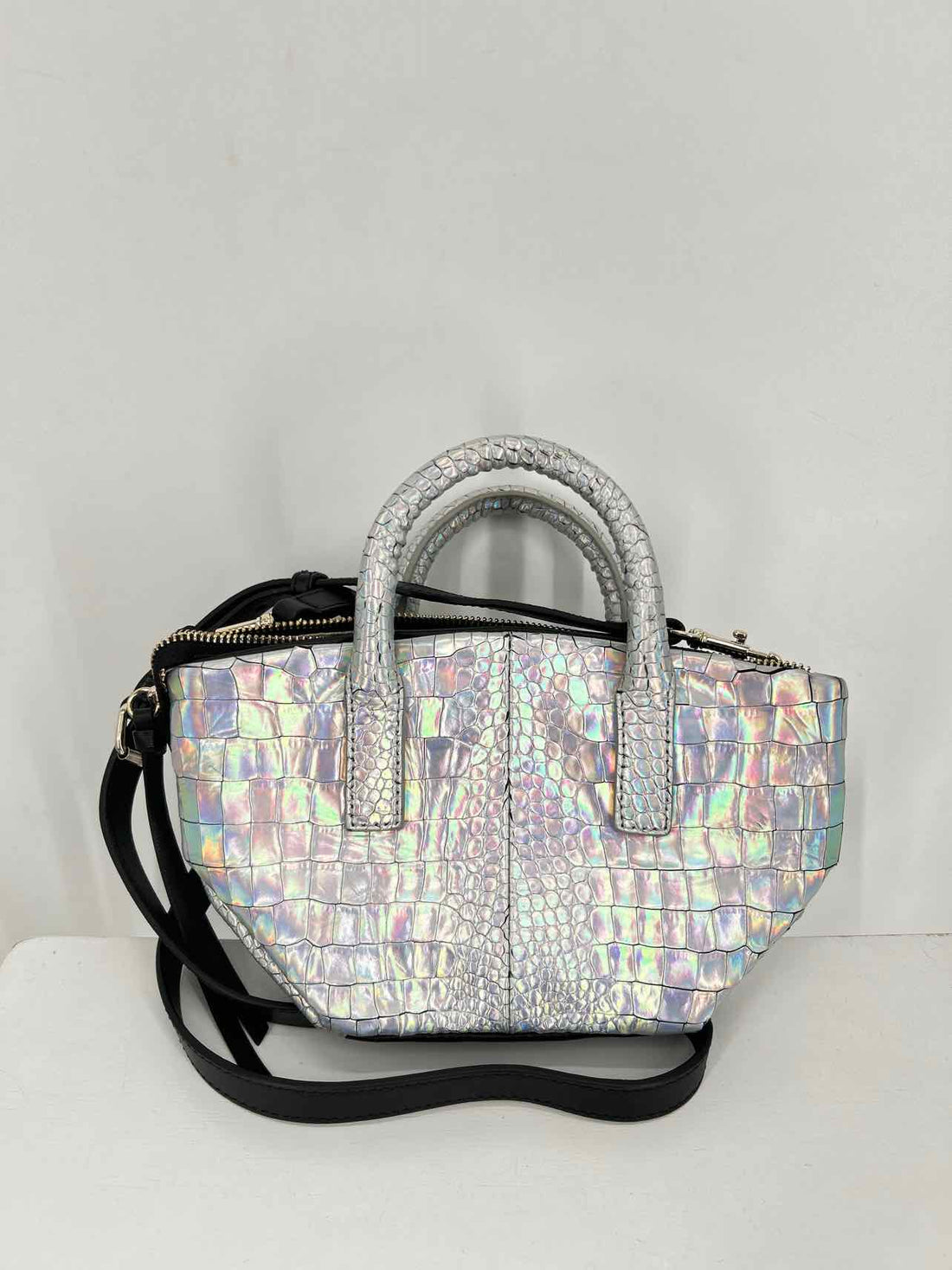 Vince Camuto Iridescent Faux Leather Pre Owned Crossbody