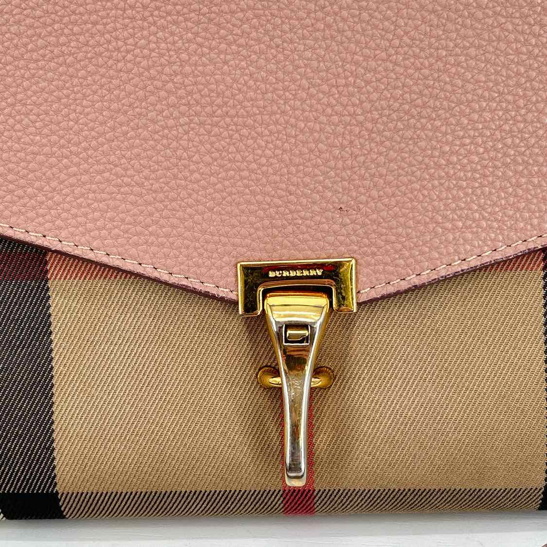 Burberry House Check Macken Crossbody
