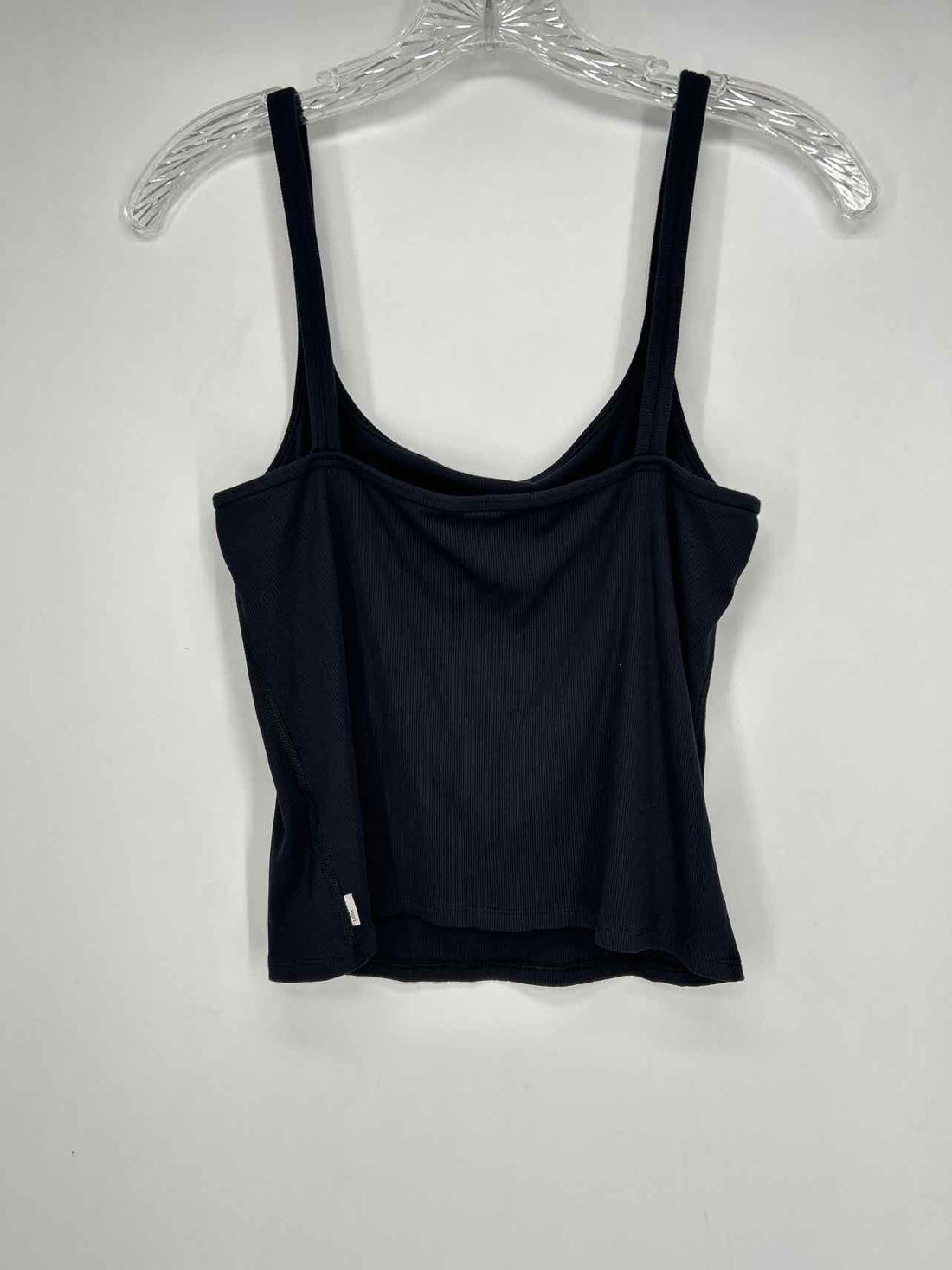 Vuori Size M Black Active Tops