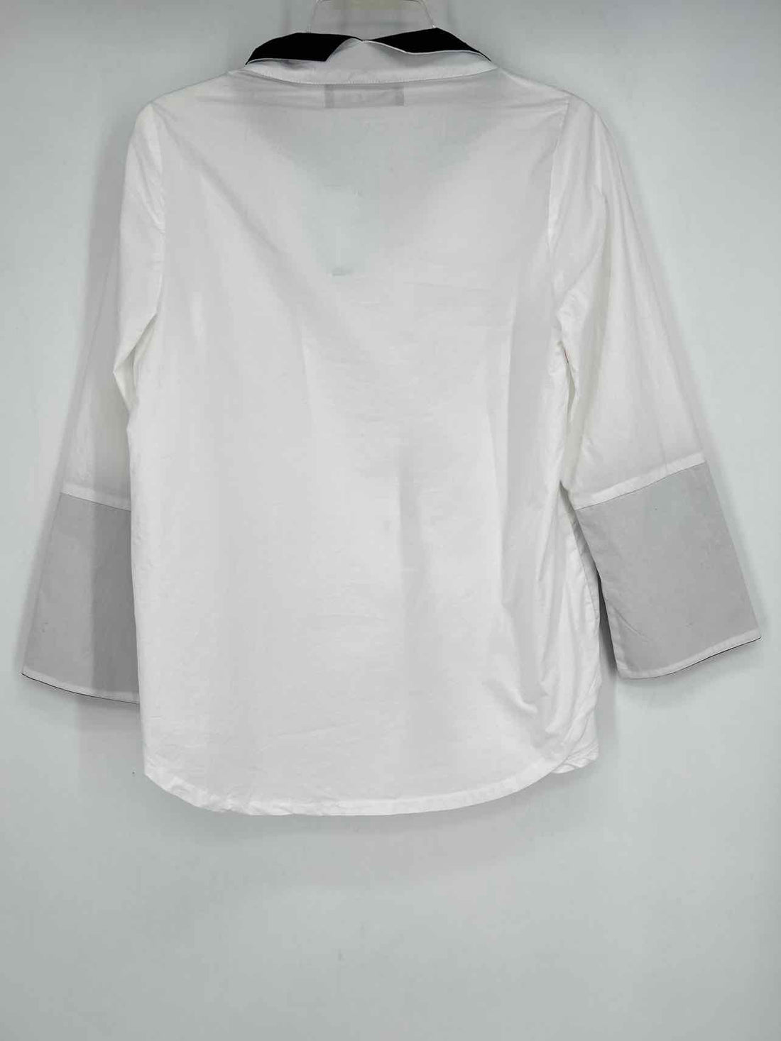Ozai N Ku Size XS White Cotton Long Sleeve