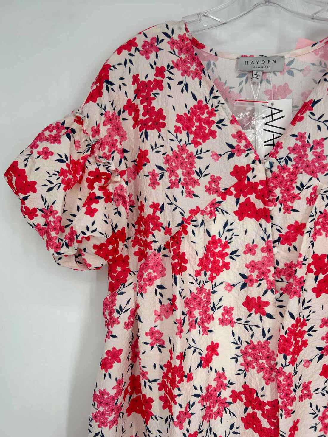 Hayden Los Angeles Size S Beige Floral Seersucker NWT Dress