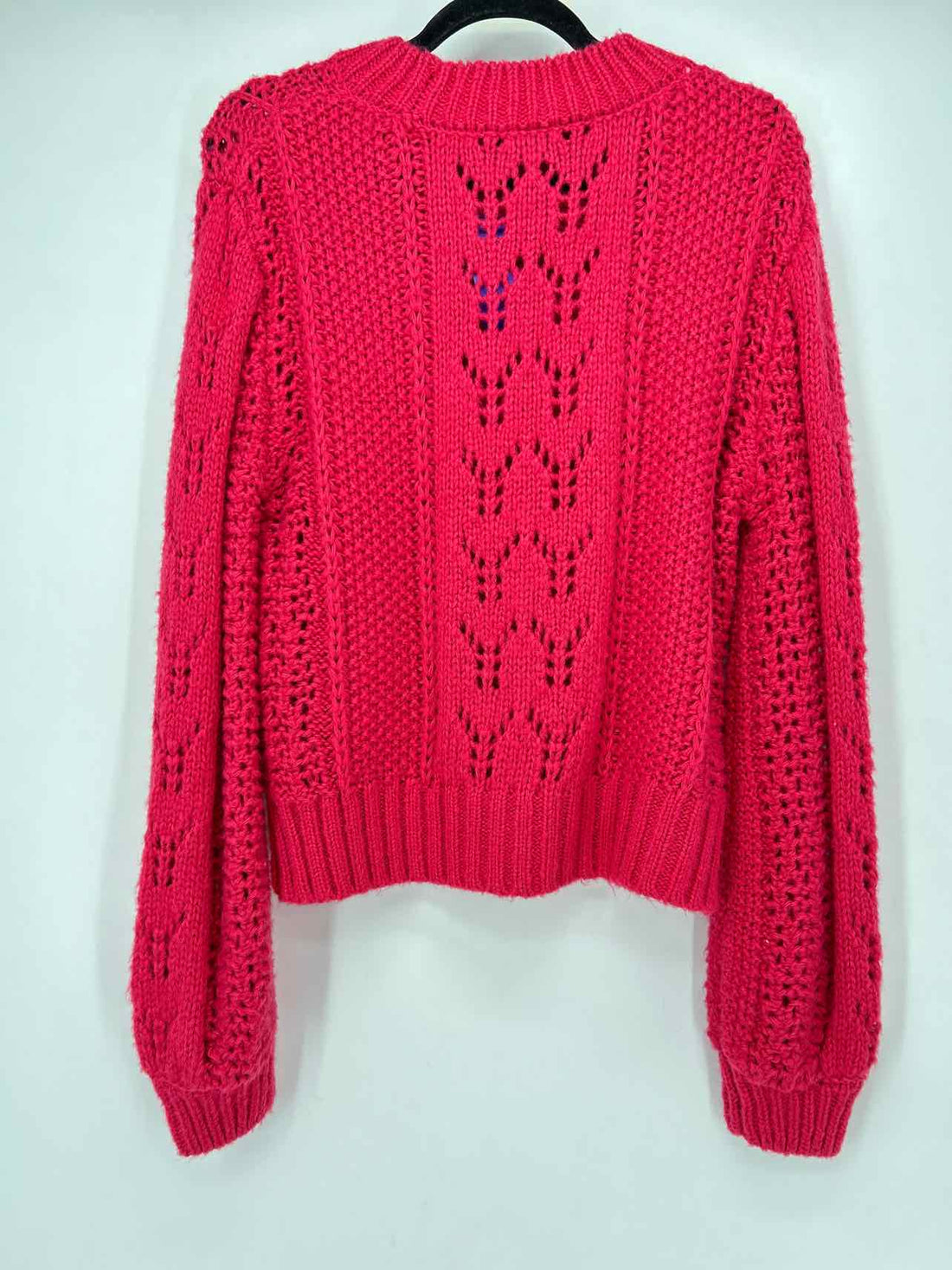 Alya Size L Fuschia Sweater