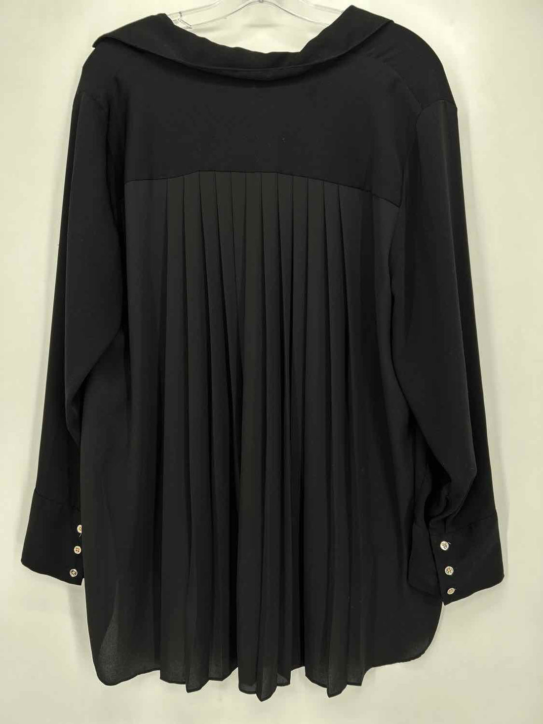 Chicos Size 2 Black Long Sleeve