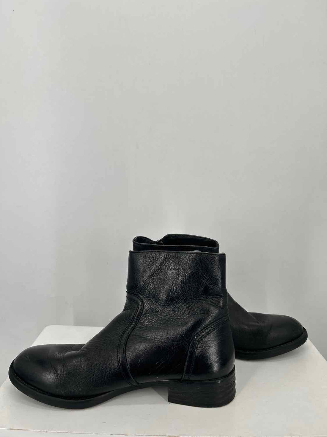 Bussola Women Size 39 Black Ankle Boot