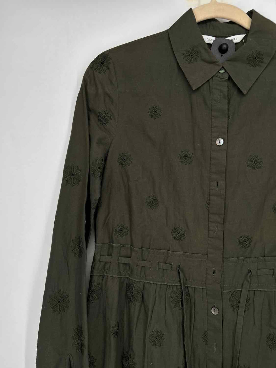 Diane Von Furstenberg Size 4 Green Embroidered Long Sleeve Dress