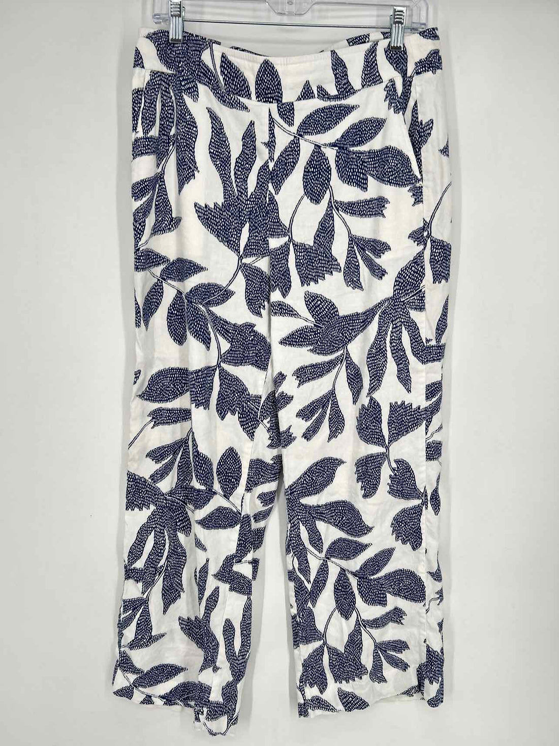 Chicos Size 1 (8) White & Navy Linen Blend Pants