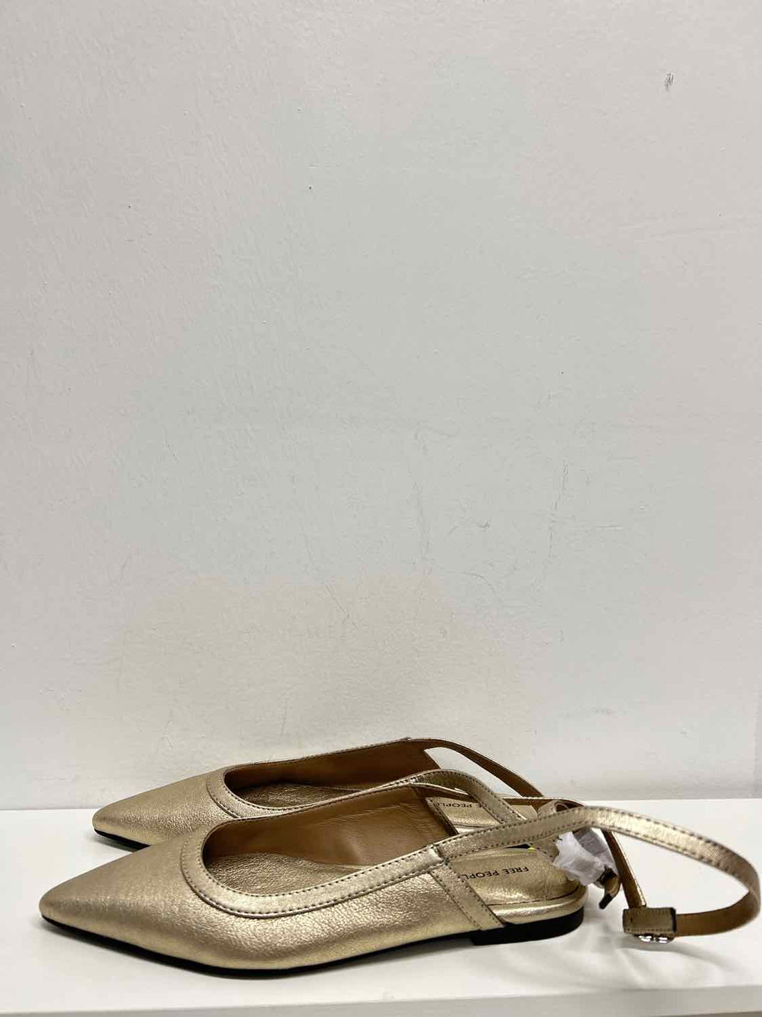 Free People Women Size 6 Gold NWT Genuine Leather Flats