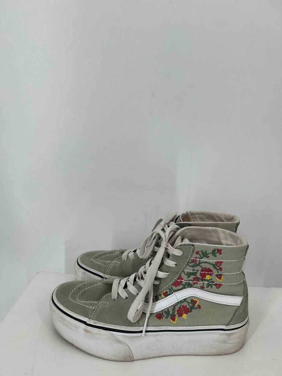 Vans Women Size 7.5 Green Sneakers