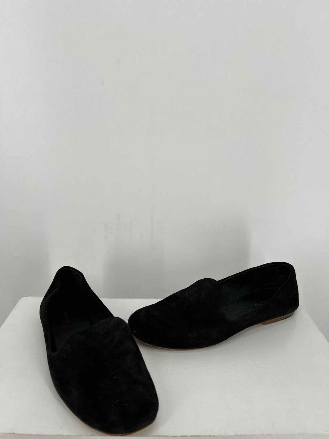 Vince Women Size 7 Black Loafers