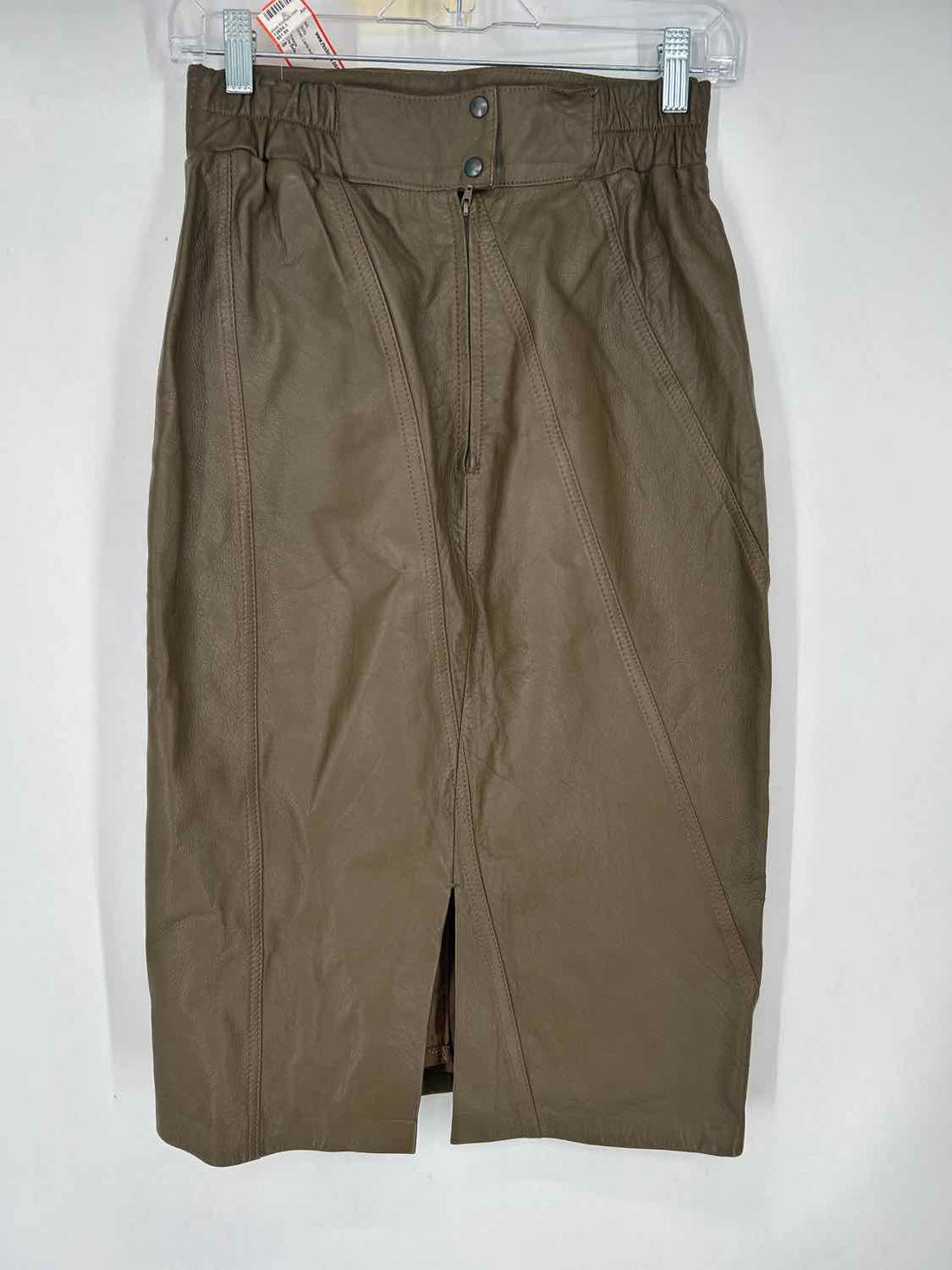 Che Bella Size 8 Green Lamb leather Skirts
