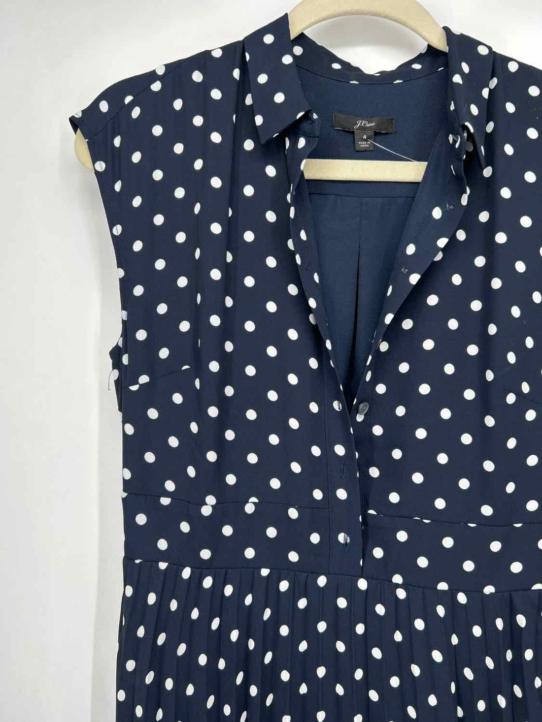 J Crew Size 4 Navy Polkadot Pleated Short Sleeve Dress