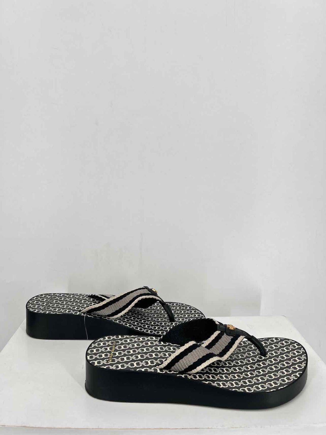 Tory Burch Women Size 8.5 Black & White Flip Flops