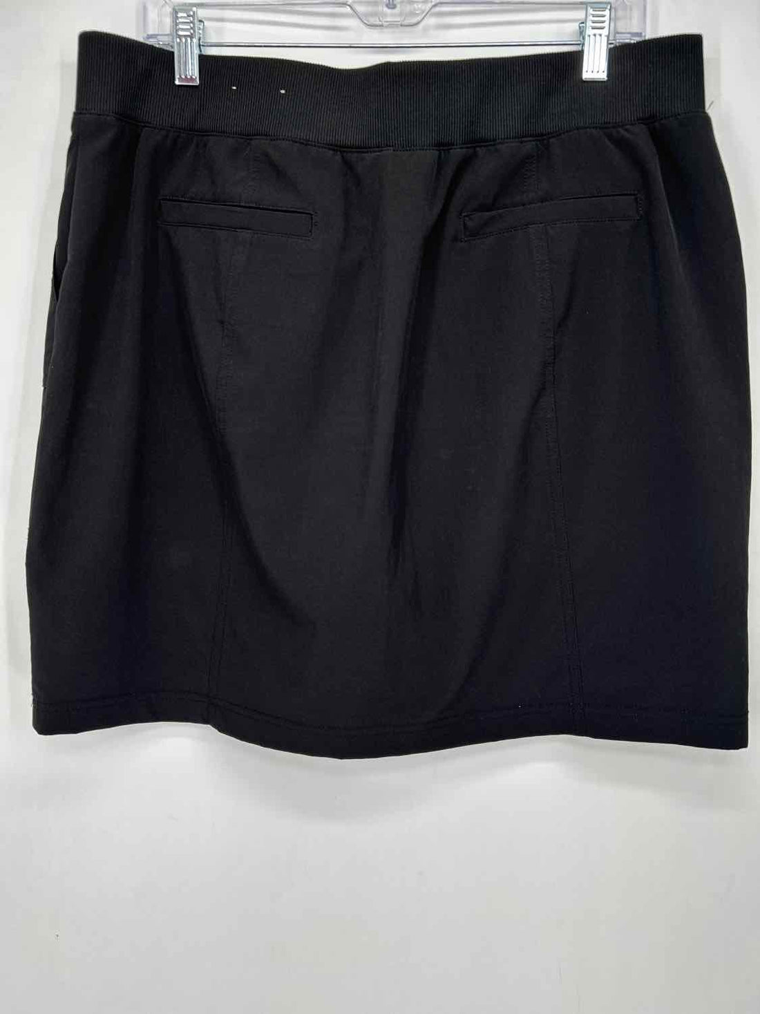 Zenergy by Chicos Size 2 Black Skort