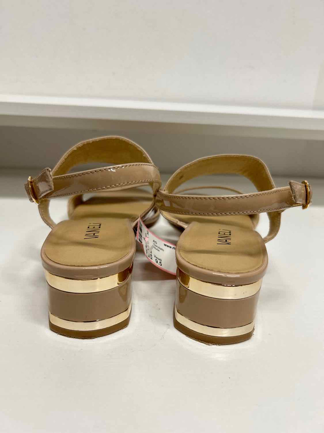 Vaneli Women Size 9.5 Nude Sandals