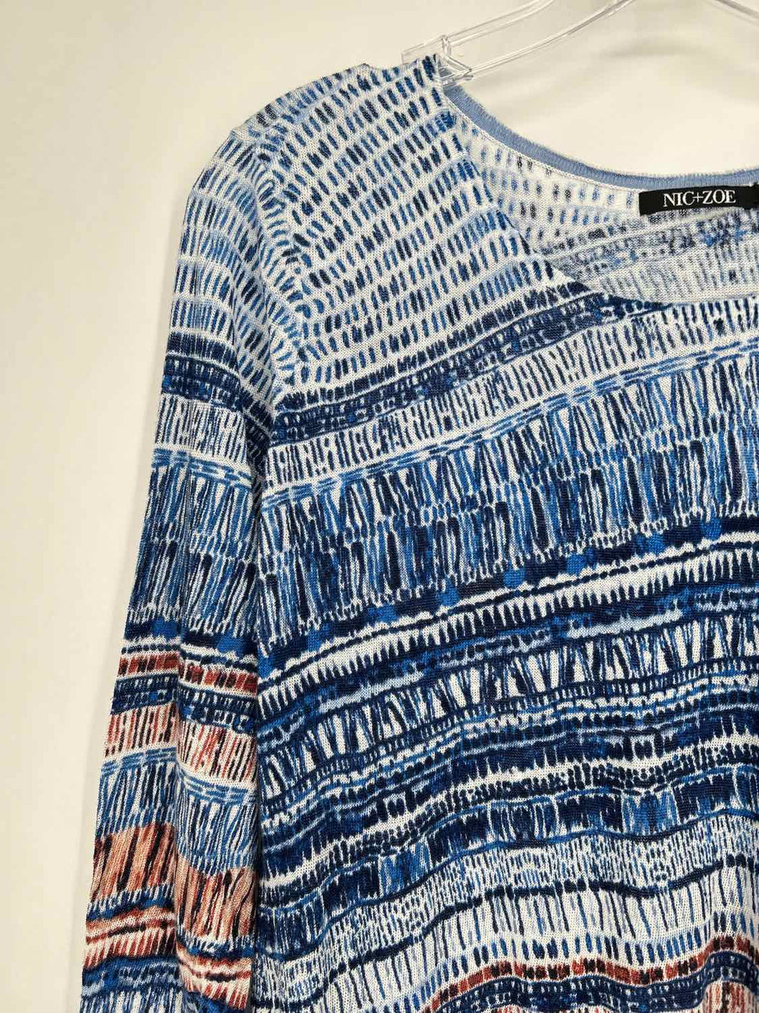 Nic+Zoe Size M White & Blue Print Long Sleeve
