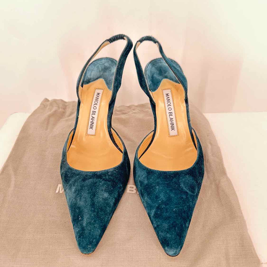 Manolo Blahnik Women Size 37 Blue Suede LUXURY