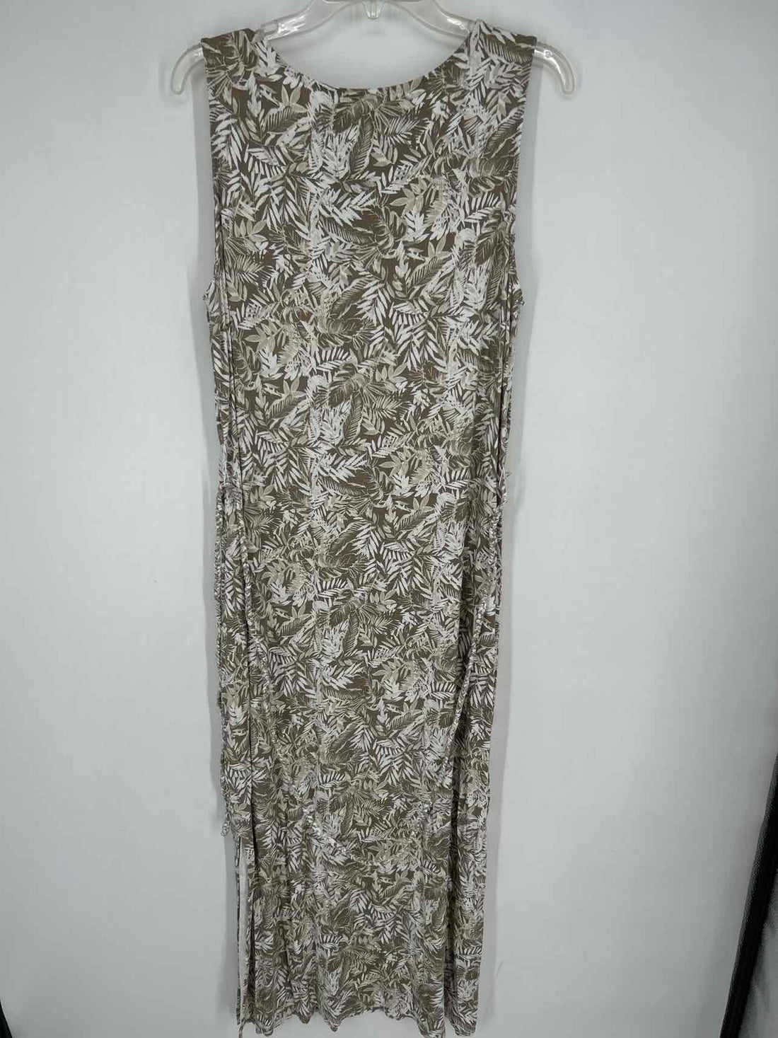 Chicos Size 2/L Taupe & White Floral Sleeveless Dress