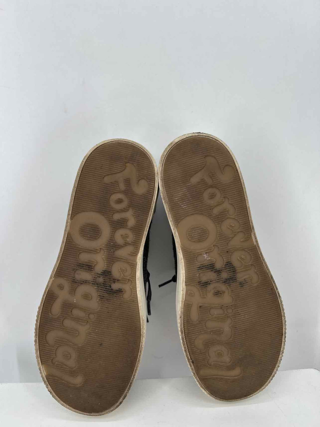 DrScholls shoes Women Size 9 Gray Wool Blend Sneakers