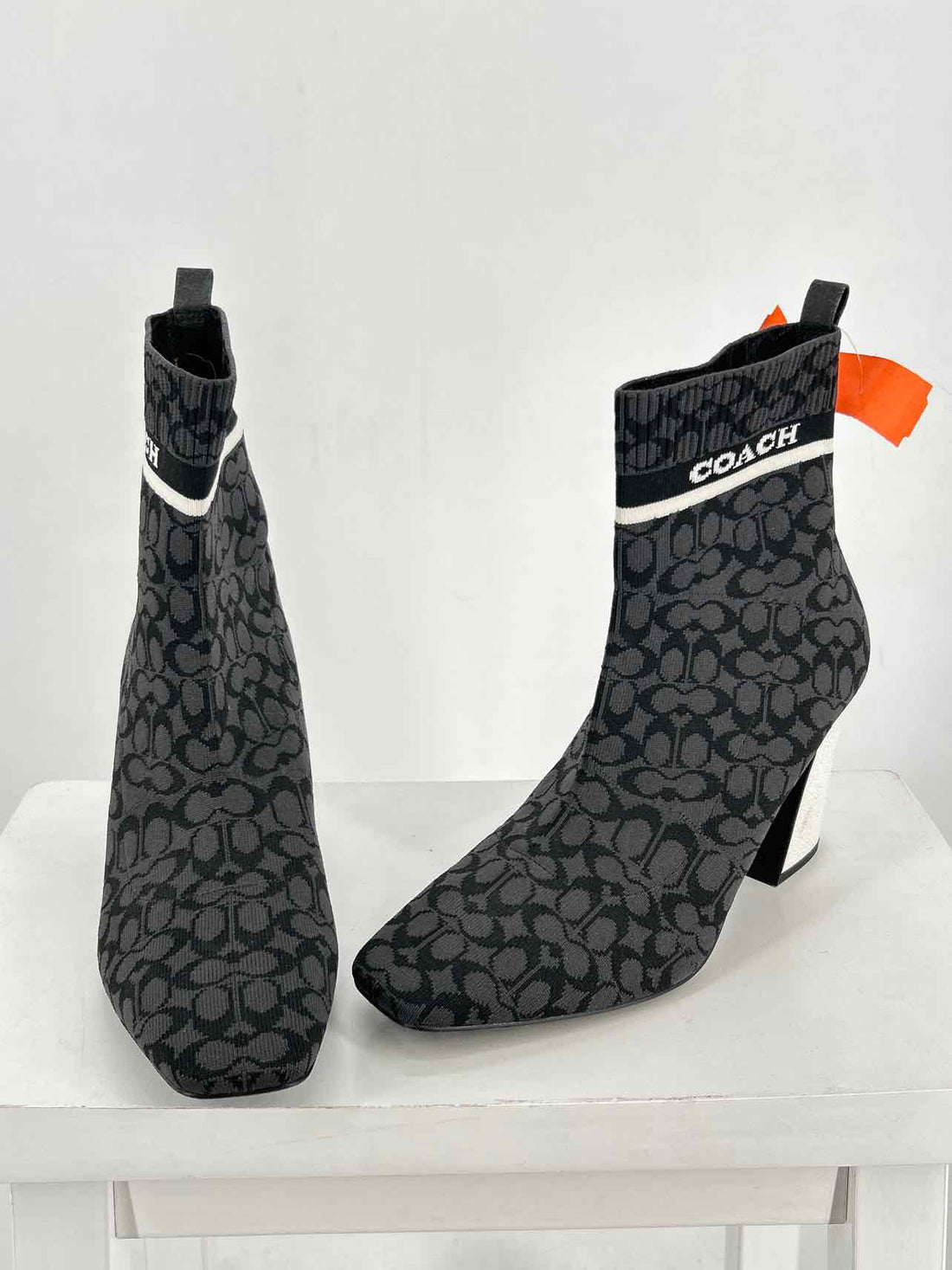 Coach Women Size 8.5 Grey Ankle Boot