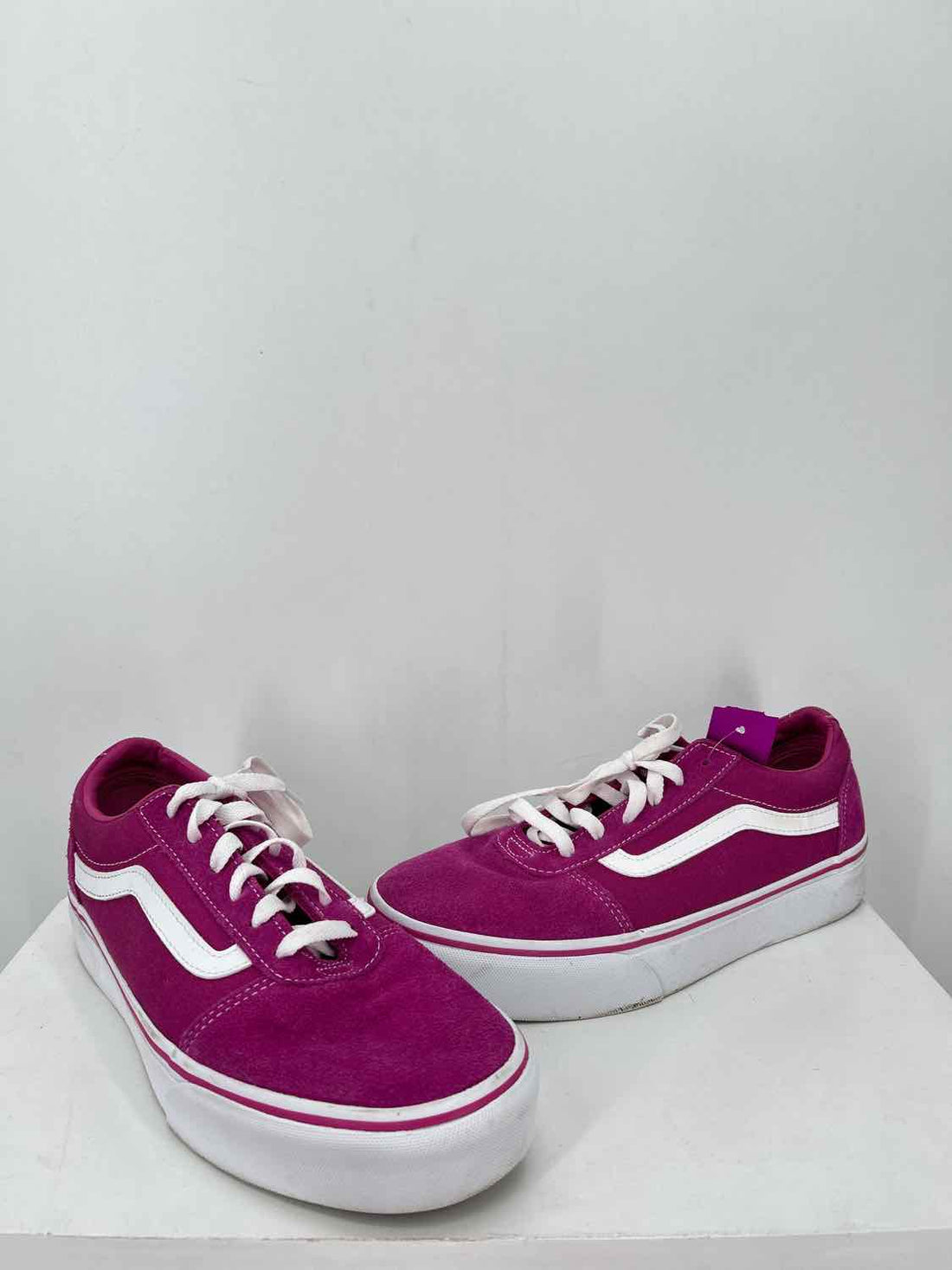 Vans Women Size 9.5 Fuchsia Sneakers