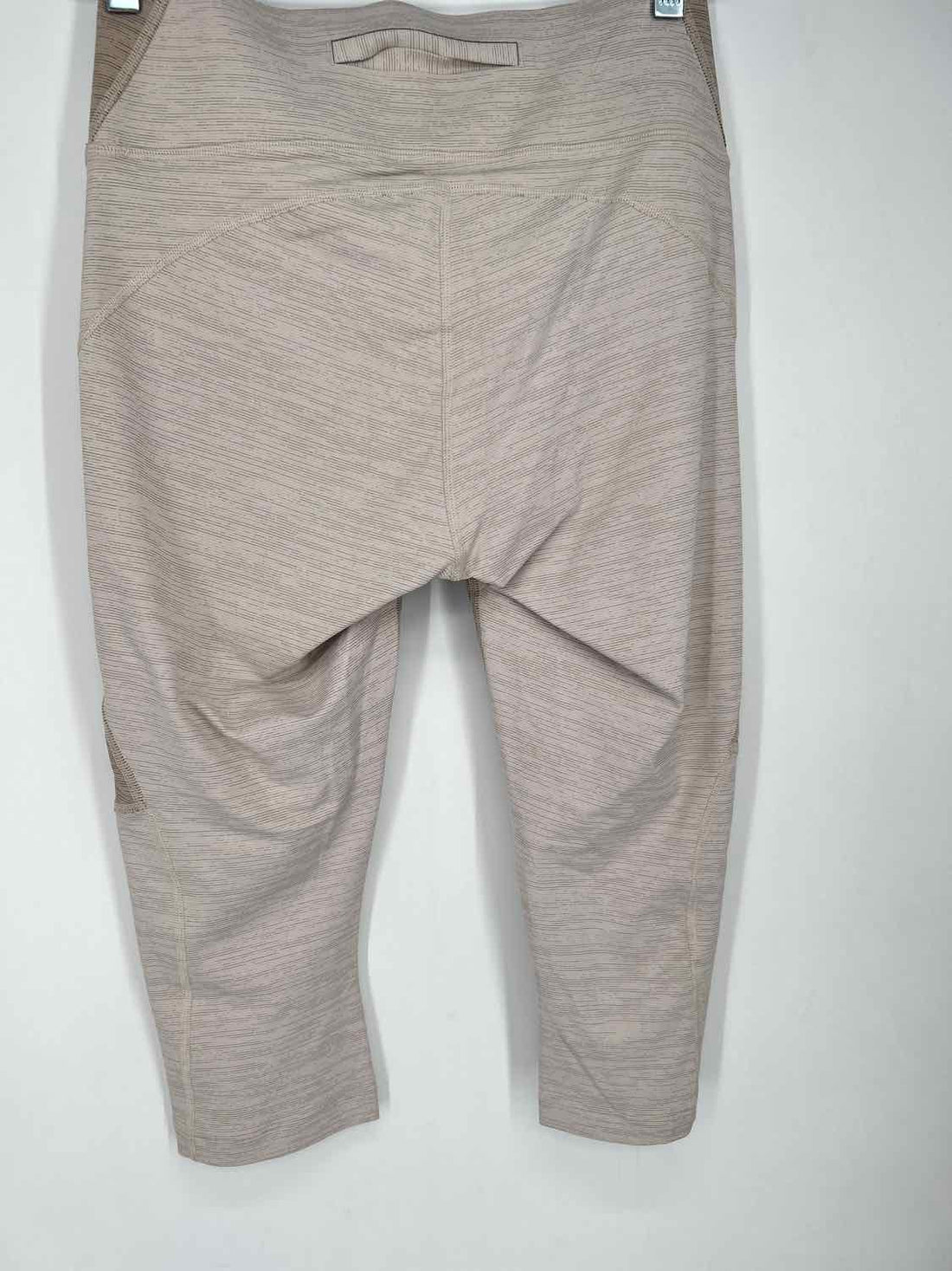 Outdoor Voices Size M Cream Colorblock Active Leggings