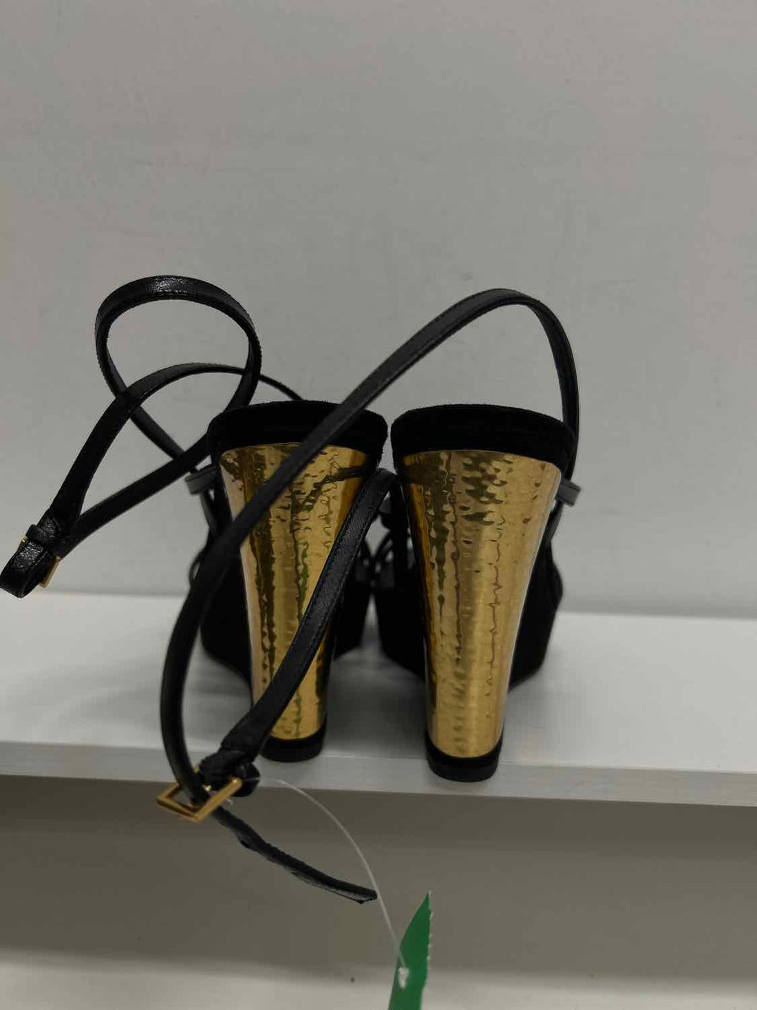 Tory Burch Women Size 7 Black & Gold Like New Wedges