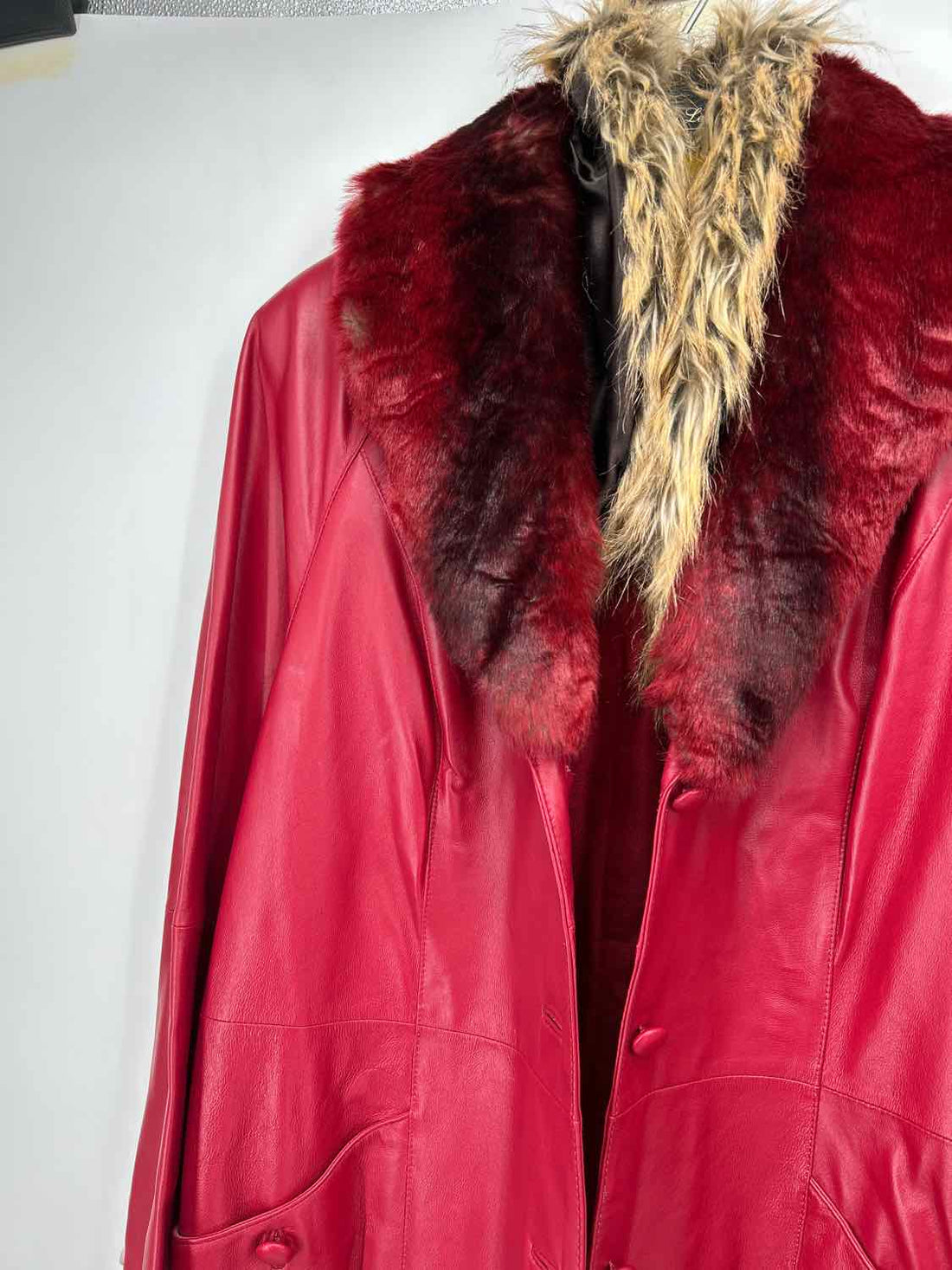 Terry Lewis Size L Red Leather NWT Coat