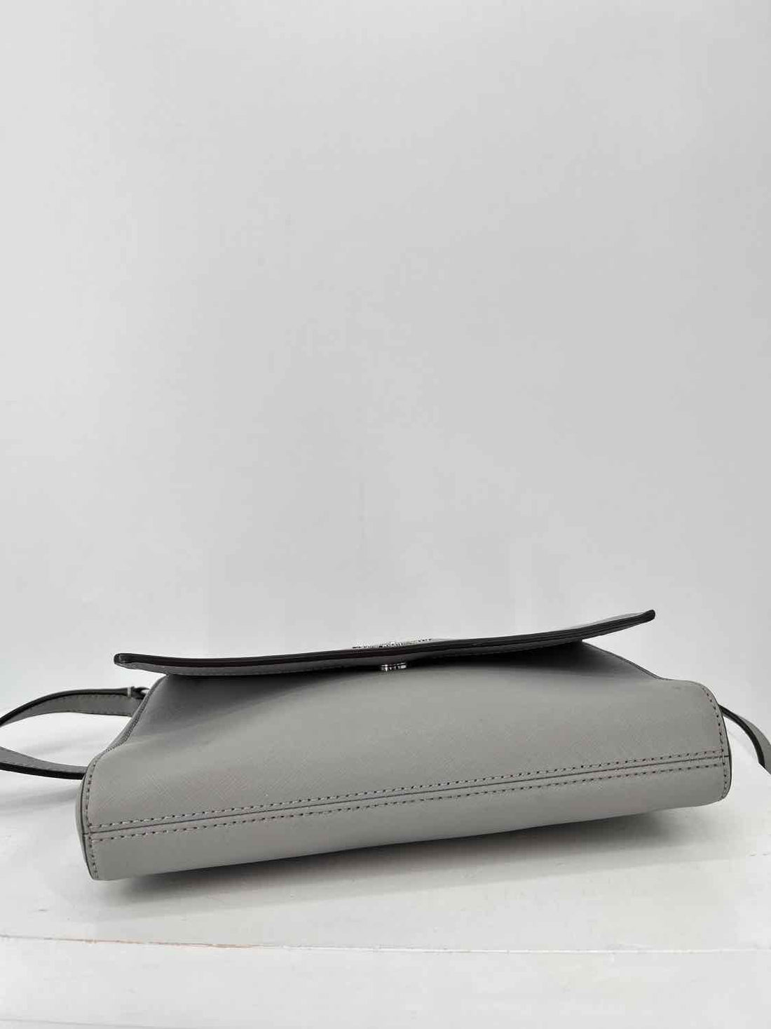 Kate Spade Gray Saffiano Leather Pre Owned Crossbody