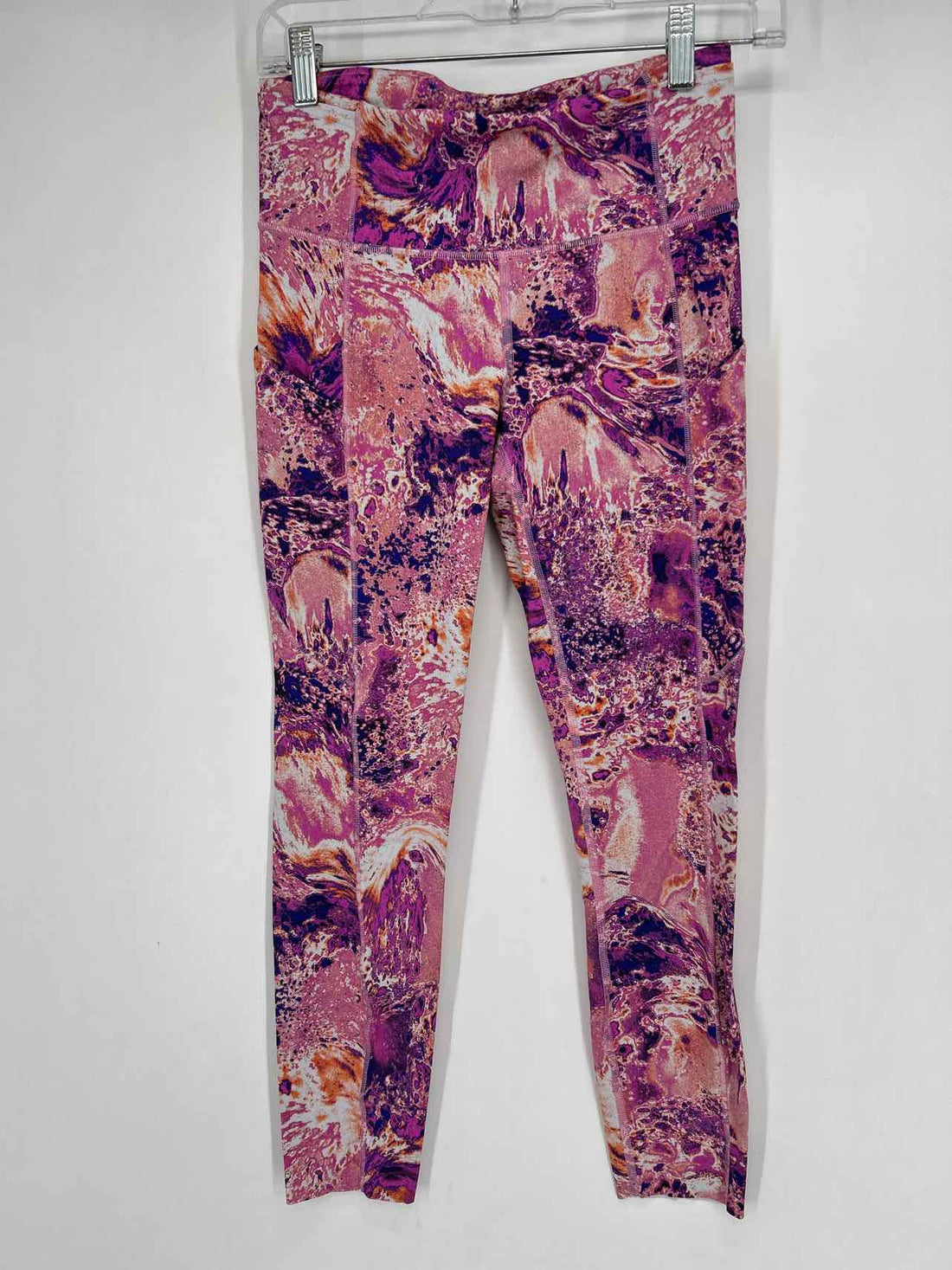 Lululemon Size 6 Purple & Pink Print Active Leggings