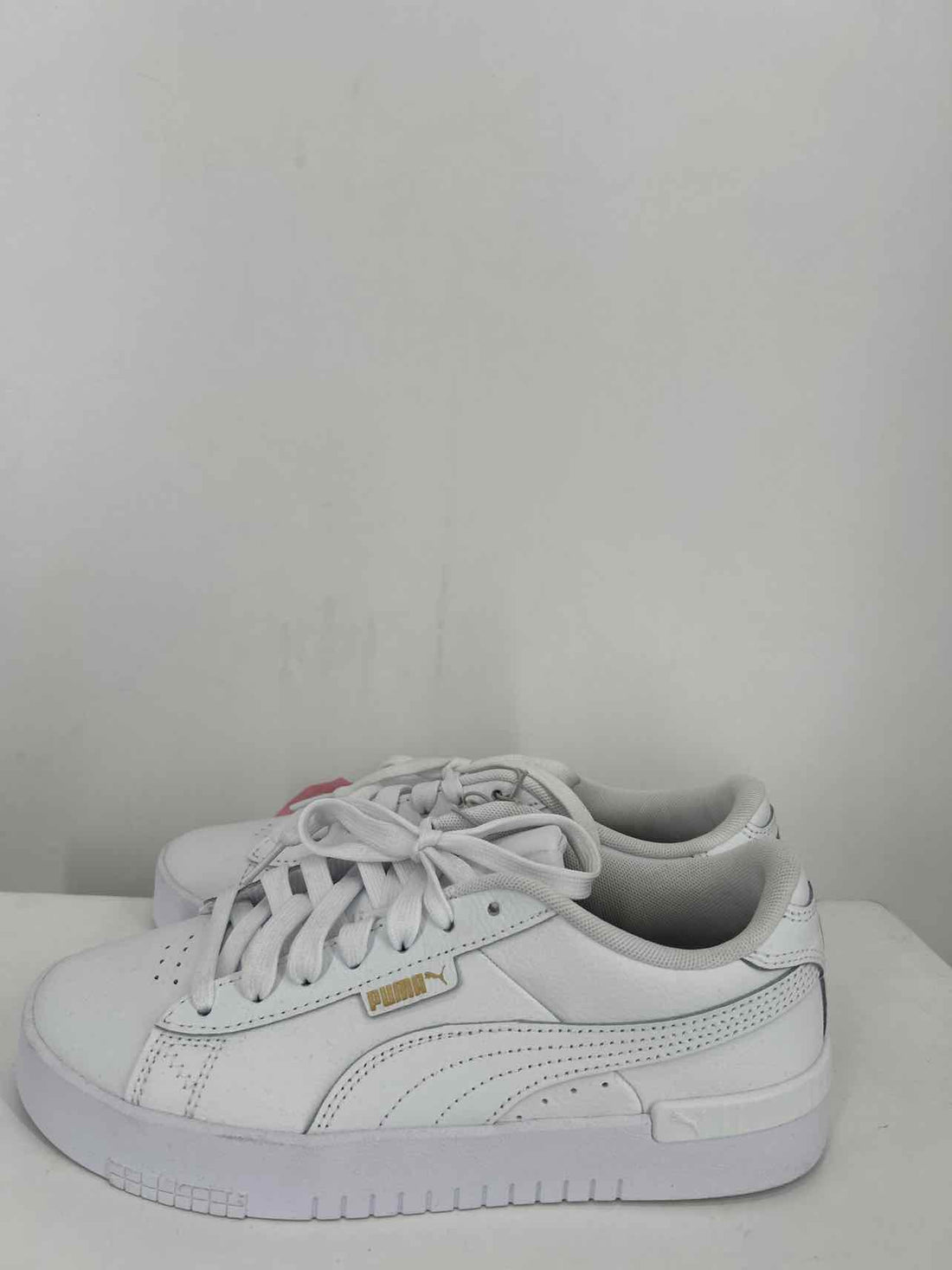 Puma Women Size 7 White New Sneakers
