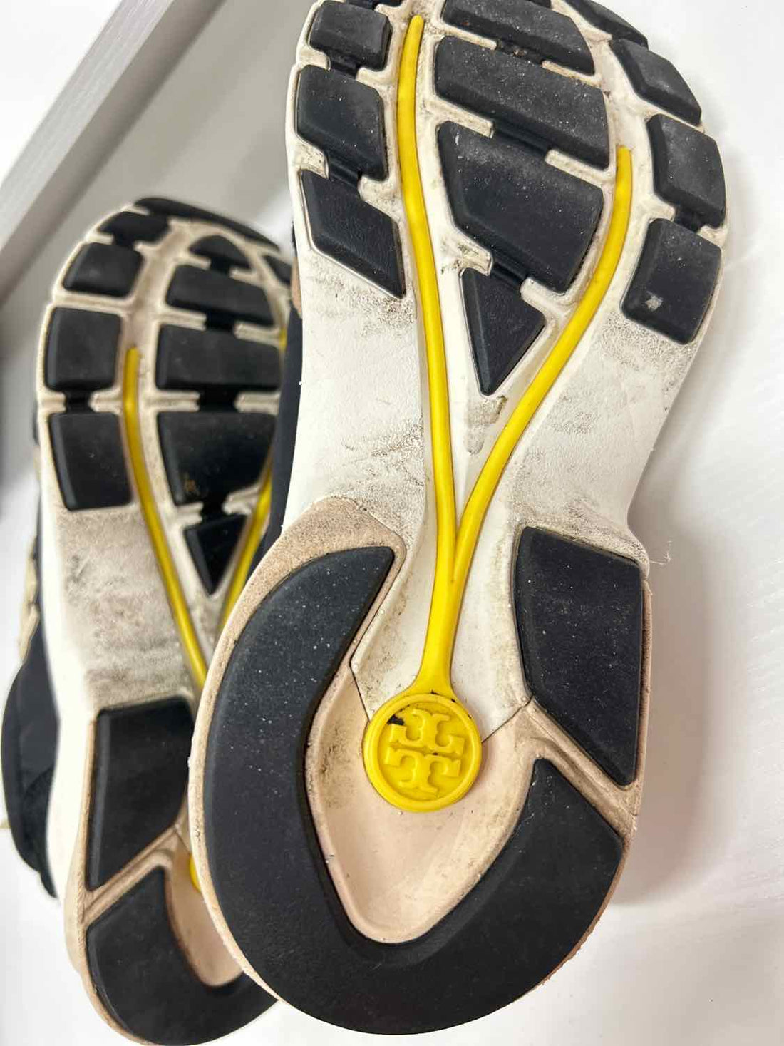 Tory Burch Women Size 8 Black Colorblock Sneakers