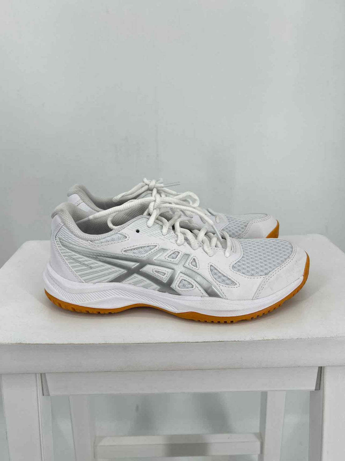 Asics Women Size 7.5 White Sneakers