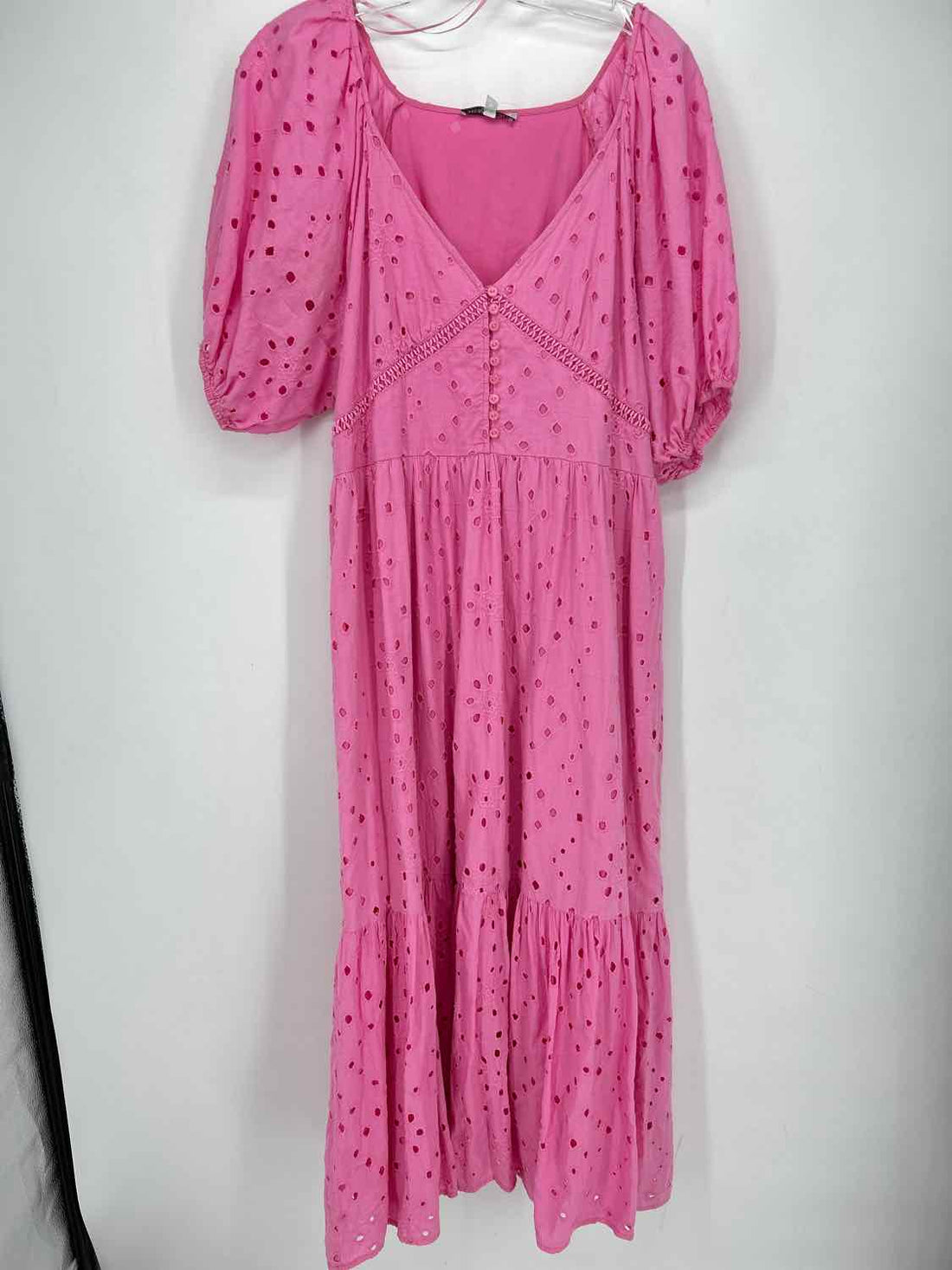 See And Be Seen Size M Pink Eyelet Maxi