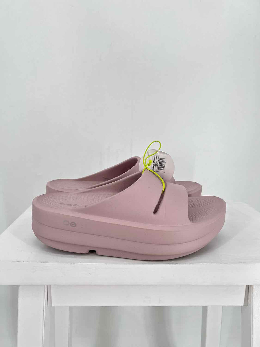 Oofos Women Size 9 Dusty Lilac NWT Oomega Ooahh Sandals