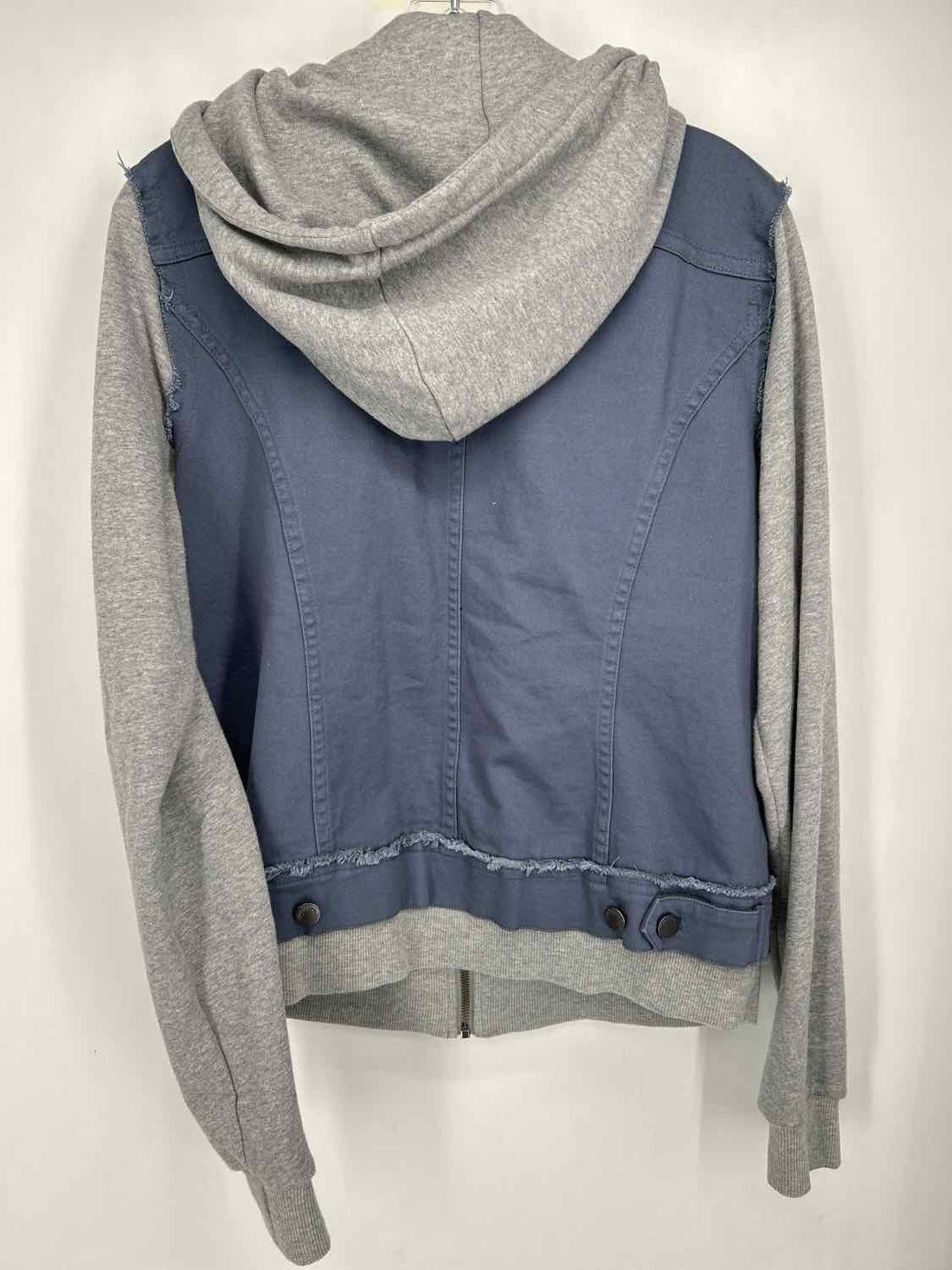 Peace Love World Size S Gray & Blue Jacket