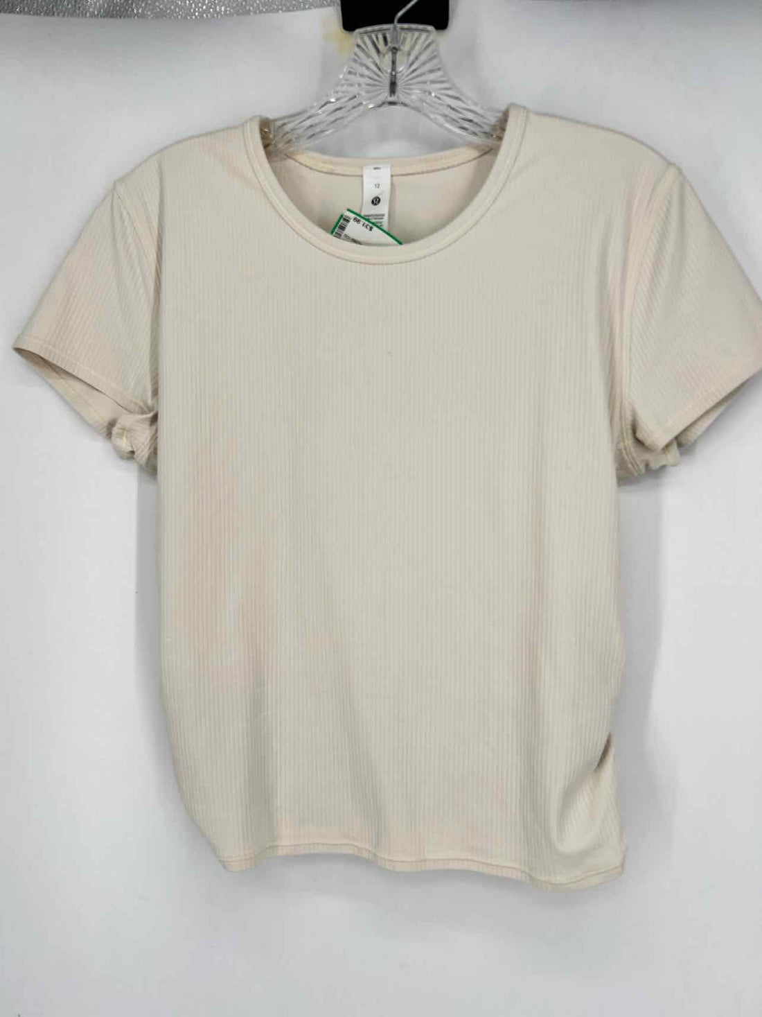 Lululemon Size 12 Cream Short Sleeve Active Tops