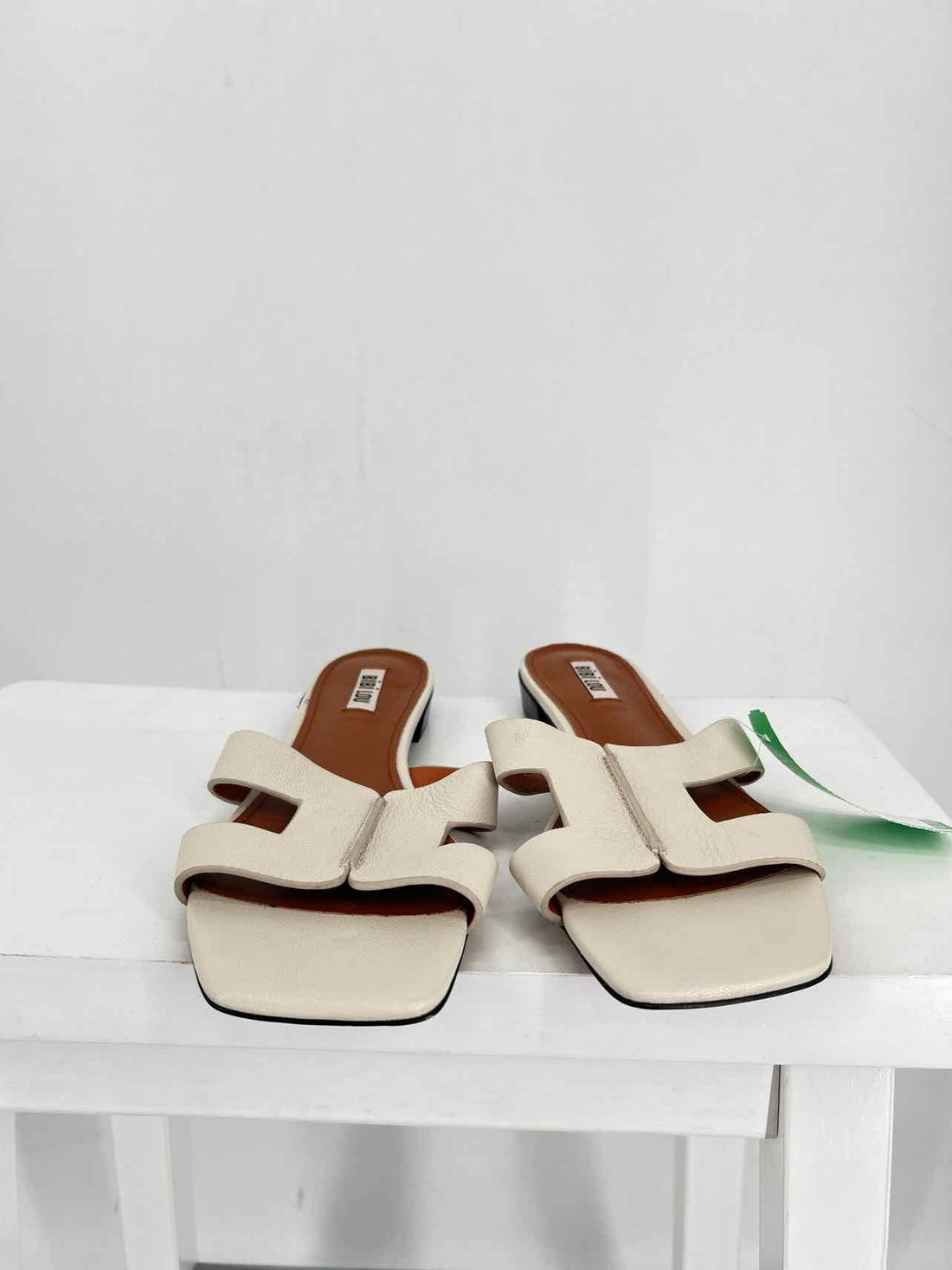 Bibi Lou Women Size 41 Cream Sandals