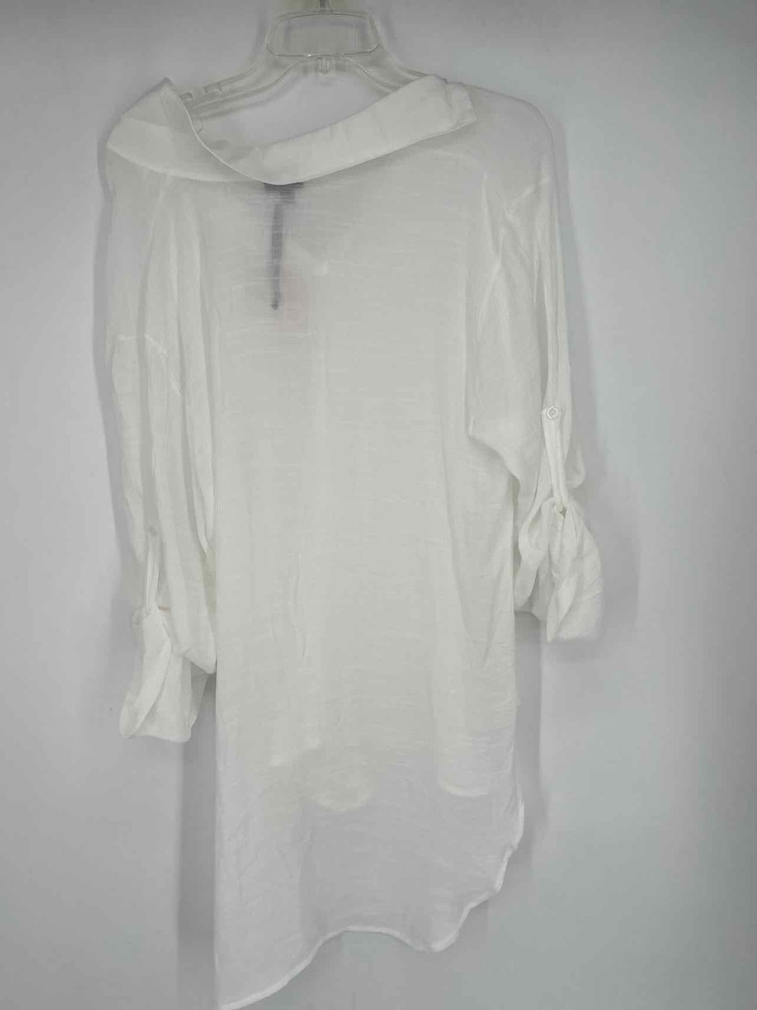 Coco + Carmen Size S/M White NWT Coverup
