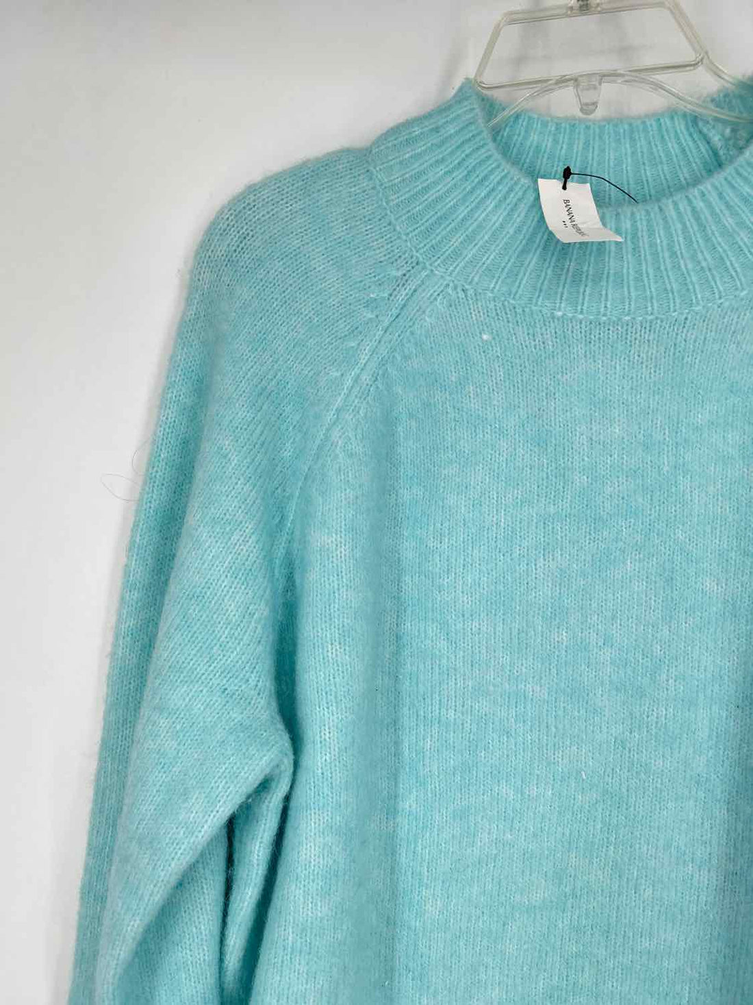 Banana Republic Size L Light Blue NWT Sweater